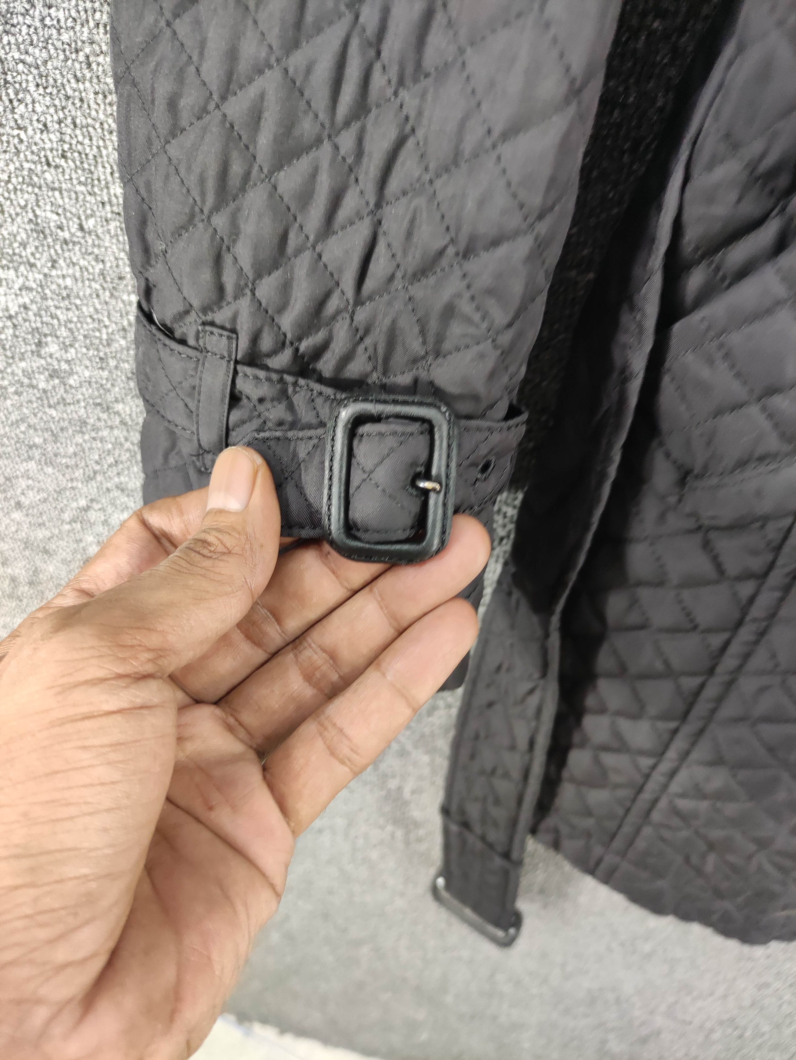 Burberry Vintage Burberry London Quilted Belted Jacket Zipper Size XS / US 0-2 / IT 36-38 - 3 Thumbnail