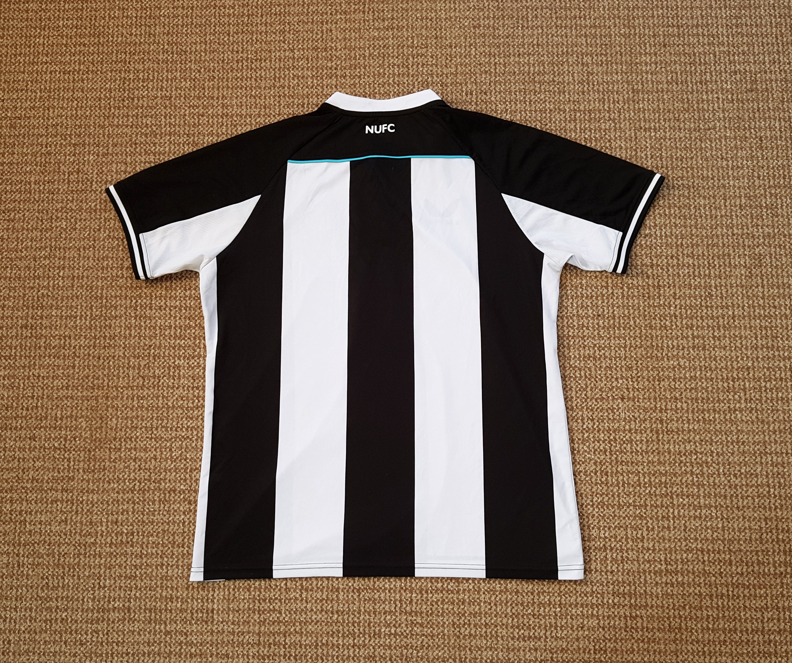 Castore Newcastle United 2021-22 Castore Football Soccer Jersey Home Size US XXL / EU 58 / 5 - 6 Thumbnail
