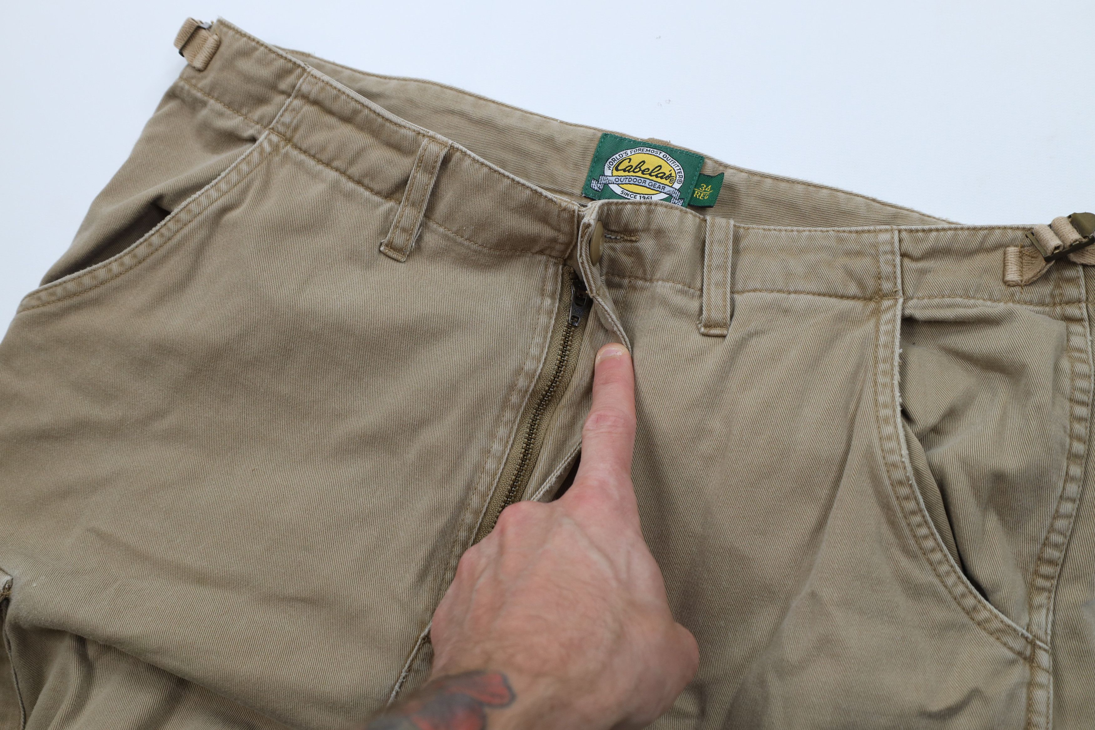 Cabelas Vintage 90s Cabelas Relaxed Wide Leg Cargo Pants Brown Size US 34 / EU 50 - 7 Thumbnail