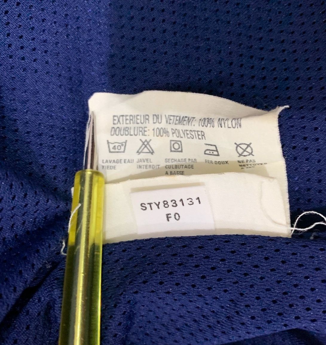 Patagonia VINTAGE PATAGONIA F0 WINDBREAKER NYLON JACKET TWO TONE Size US L / EU 52-54 / 3 - 15 Thumbnail