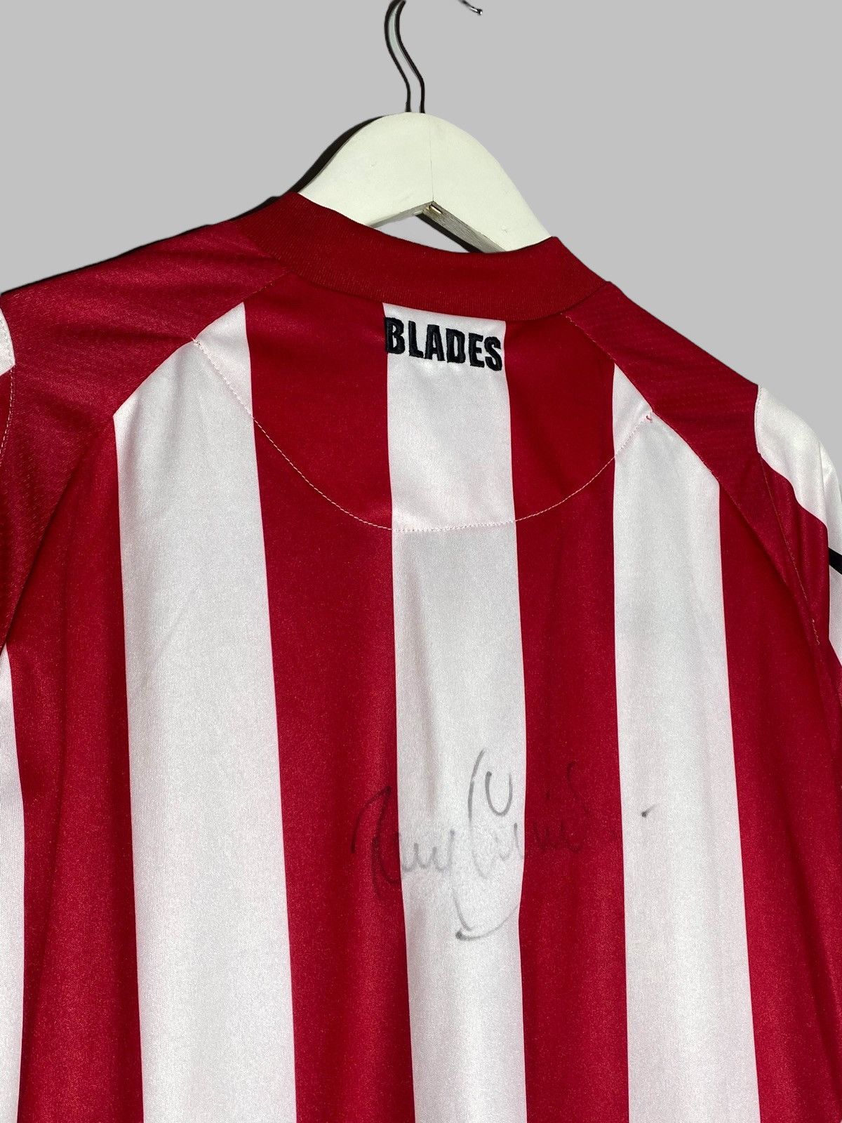 Vintage Vintage Macron Sheffield United 2010/11 Home Soccer Jersey Size US XXL / EU 58 / 5 - 12 Thumbnail