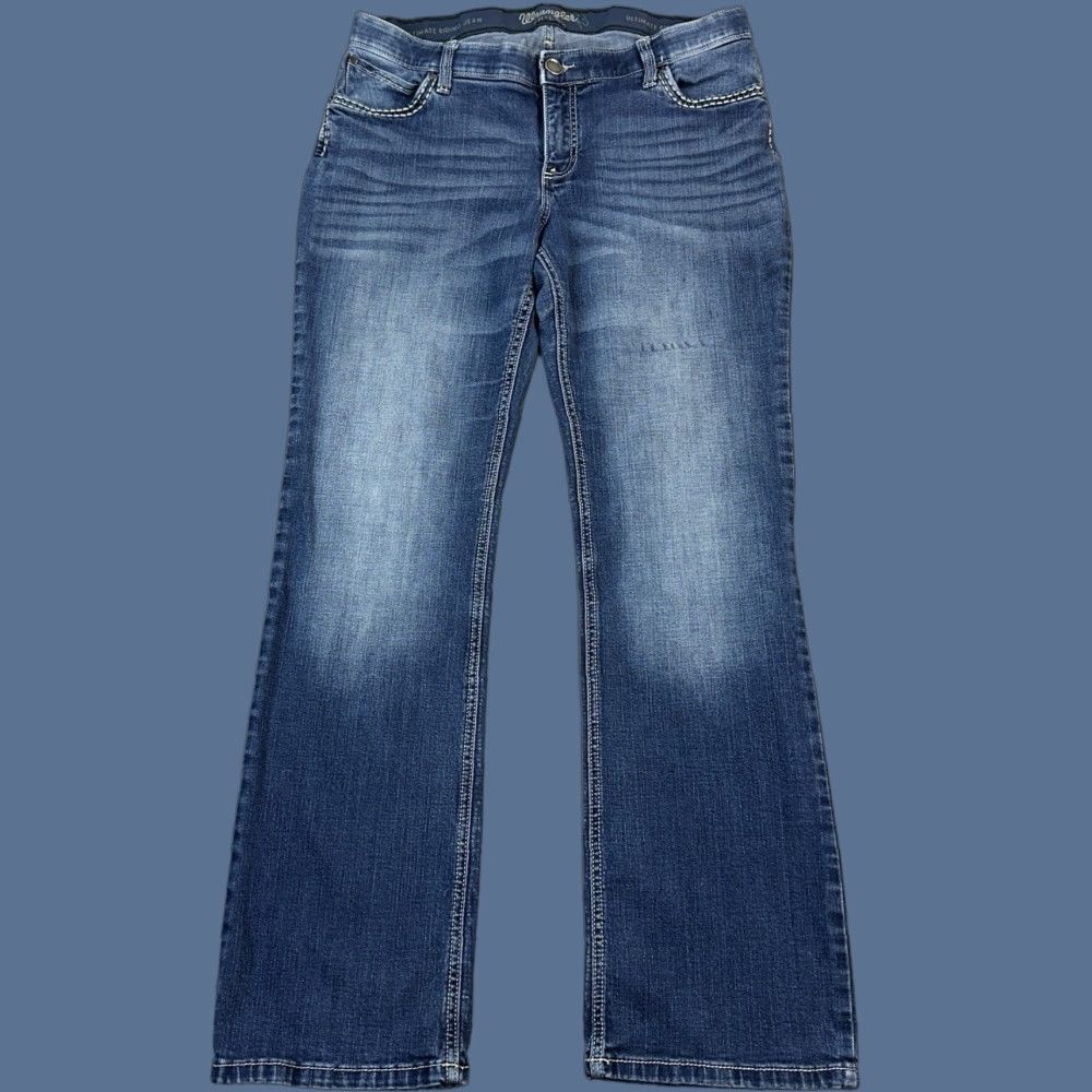 Wrangler Wrangler Jeans Women’s 13x34 34x33 Dark Wash Shilow Bootcut Cowgirl Stretch Jeans Women’s Casual Cowboy USA 5-Pocket Design Mens? Size 34" / US 12 / IT 48 - 1 Thumbnail