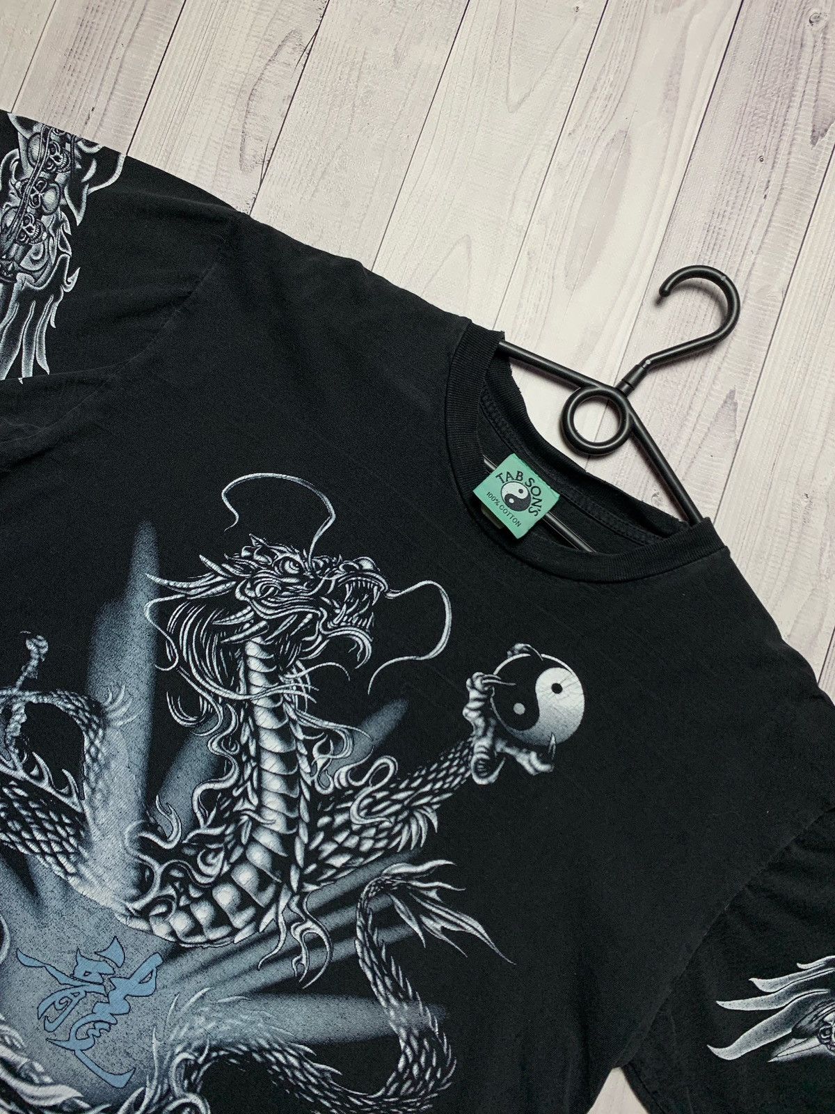 Vintage Yin Yang vintage dragon T-shirt tab sons Size M rare Size US M / EU 48-50 / 2 - 3 Thumbnail