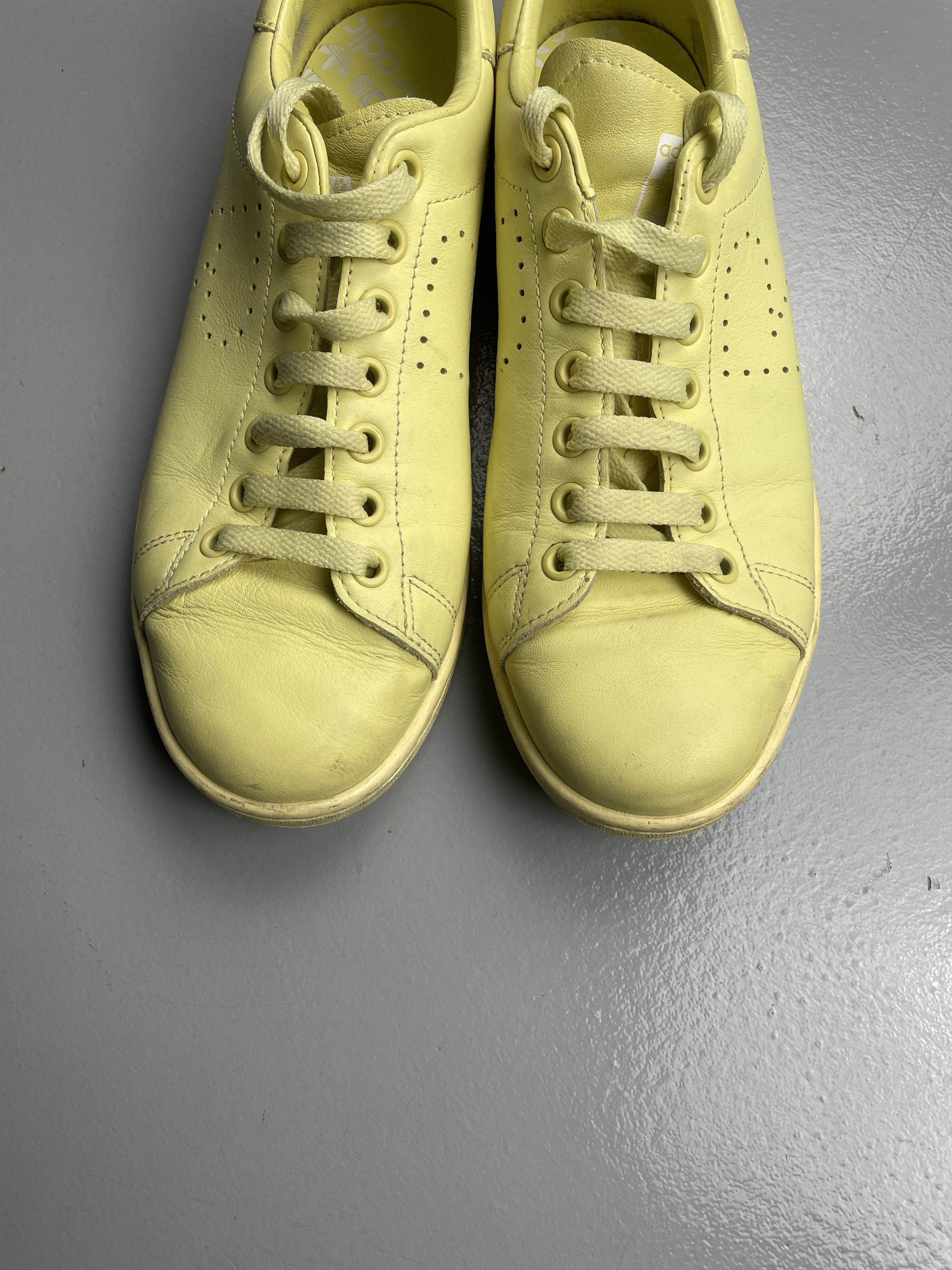 Adidas × Raf Simons adidas X Raf Simons S/S 2016 Stan Smith (Blush Yellow) Size US 8 / EU 41 - 4 Thumbnail