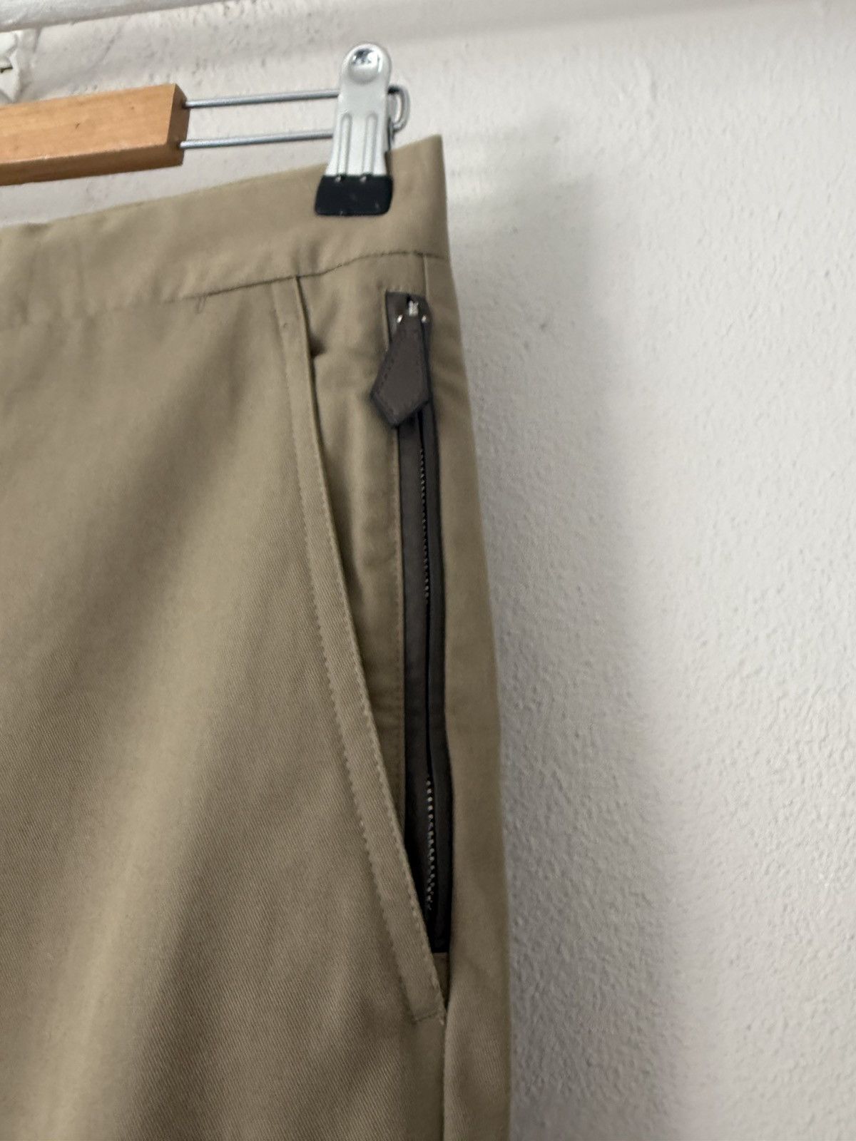 Hermes Hermès Beige Cotton Trousers with Leather Side Zip Detail Size US 33 - 6 Thumbnail