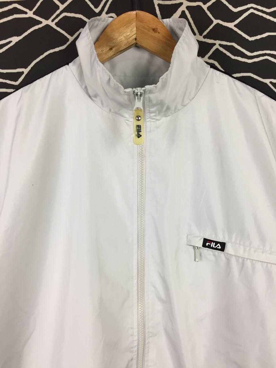 Fila Vtg FILA Biella Italia Side Tape Windbreaker Jacket Size US L / EU 52-54 / 3 - 8 Thumbnail