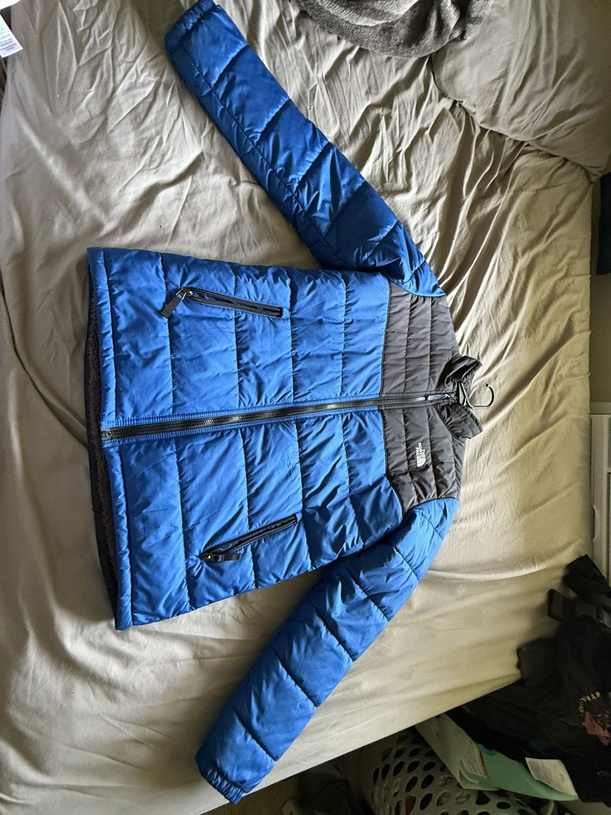 The North Face North Face Boys 18/20 XL Blue and Black Jacket Size US XL / EU 56 / 4 - 1 Thumbnail