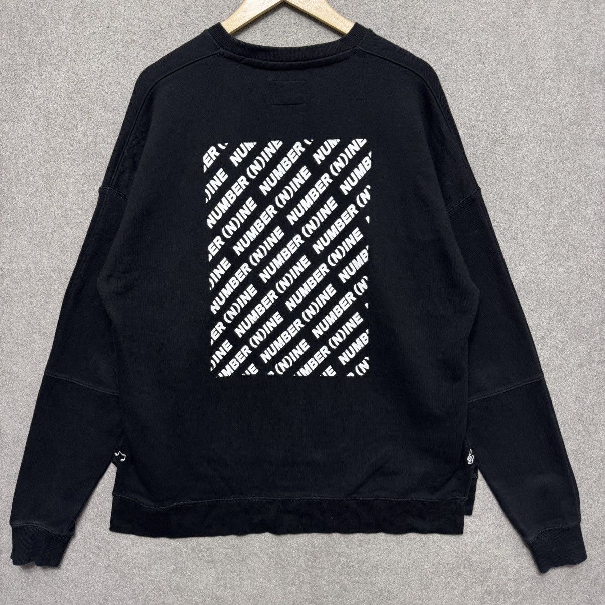 Number (N)ine Number (N)ine Spell Out Logo Sweatshirt Size US L / EU 52-54 / 3 - 1 Thumbnail