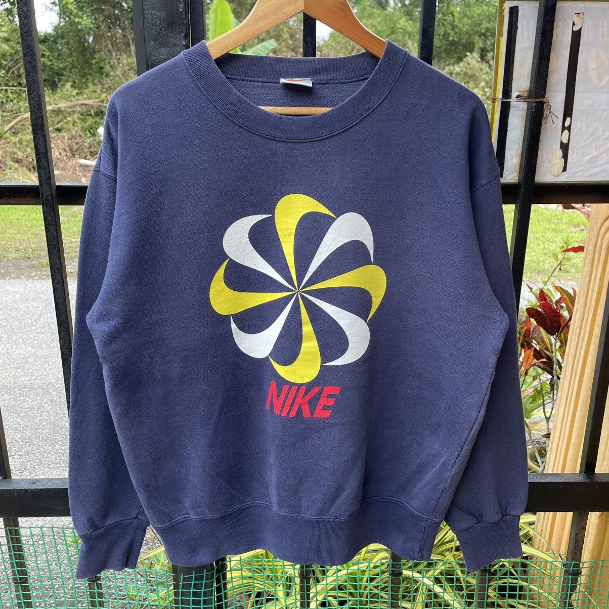 Nike 🔥Vintage 90s Nike Pinwheel Big Logo Crewneck Sweatshirts Size US M / EU 48-50 / 2 - 5 Thumbnail