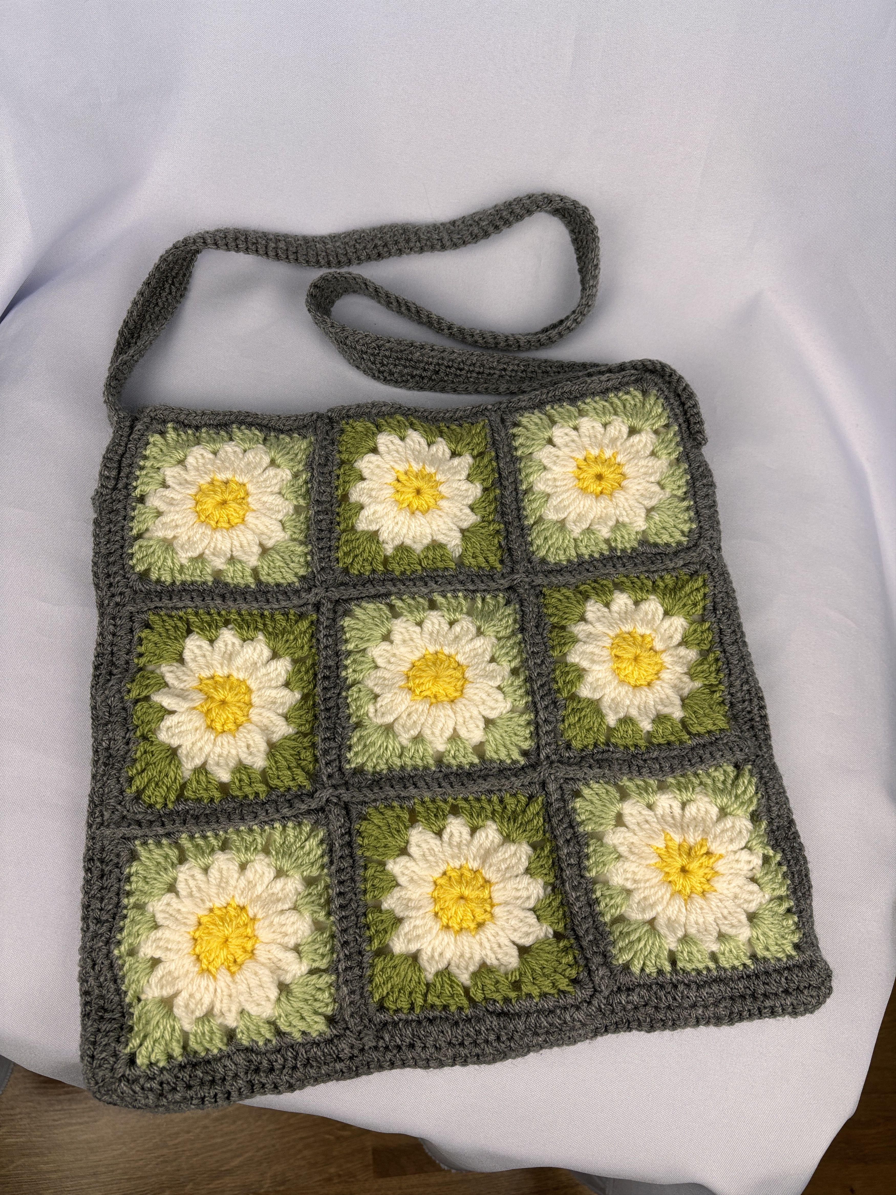 Handmade Crochet Crossbody Shoulder Bag Granny Square Knit Boho Hobo Size ONE SIZE - 8 Thumbnail