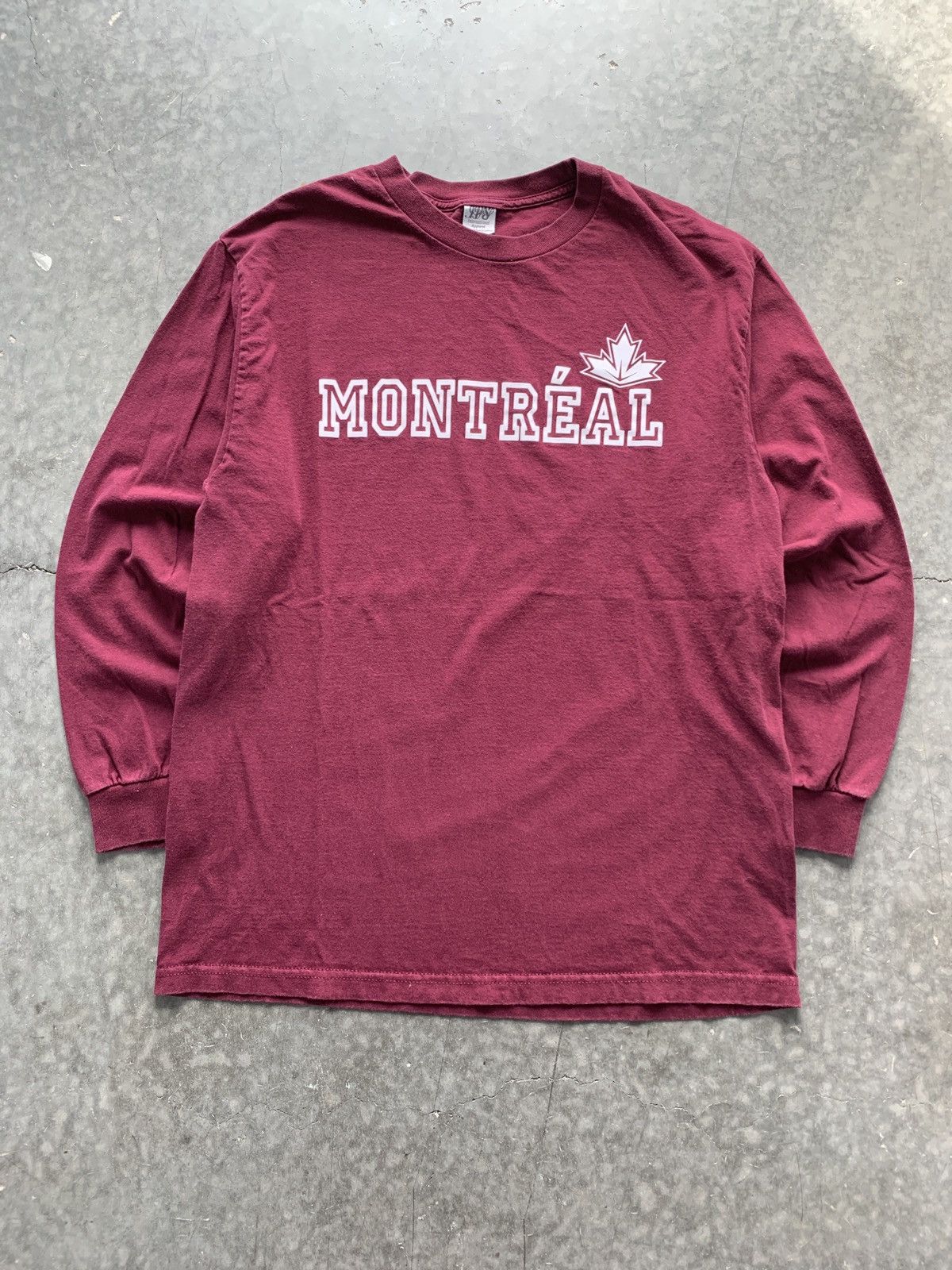 Vintage Vintage Y2K Montreal Graphic Tee Size US L / EU 52-54 / 3 - 1 Thumbnail