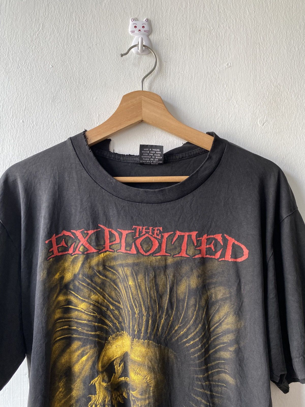 Band Tees Vintage The Exploited Beat The Bastard Distressed Tee Size US L / EU 52-54 / 3 - 3 Thumbnail