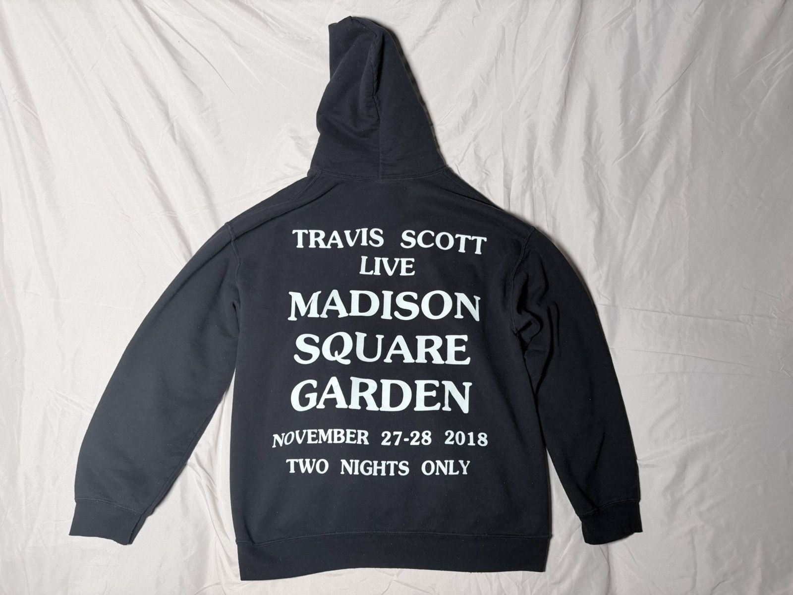 Travis Scott Travis Scott Astroworld Tour MSG Hoodie – Black – Size M Size US M / EU 48-50 / 2 - 2 Thumbnail