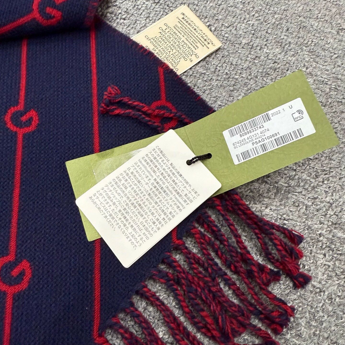 Gucci Gucci red blue reversible fringe scarf unused with tags Size ONE SIZE - 4 Thumbnail