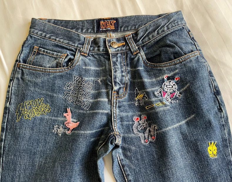 Walter Van Beirendonck Vintage Walter Van Beirendonck Embroidered Jeans-2506 Size 26" / US 2 / IT 38 - 7 Thumbnail