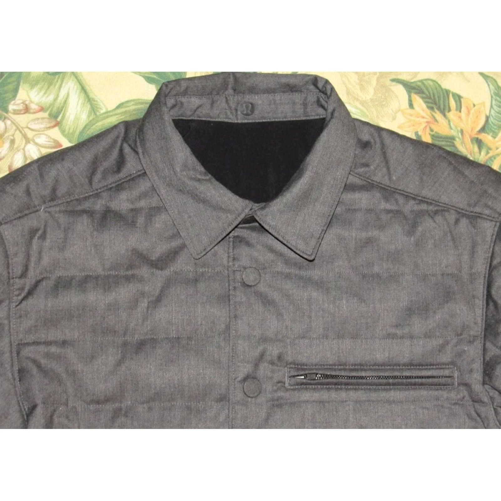 Lululemon LULULEMON Grey Bomber Snap Puffer Bomber Jacket Medium Mens Jacket Grey Size US M / EU 48-50 / 2 - 2 Thumbnail