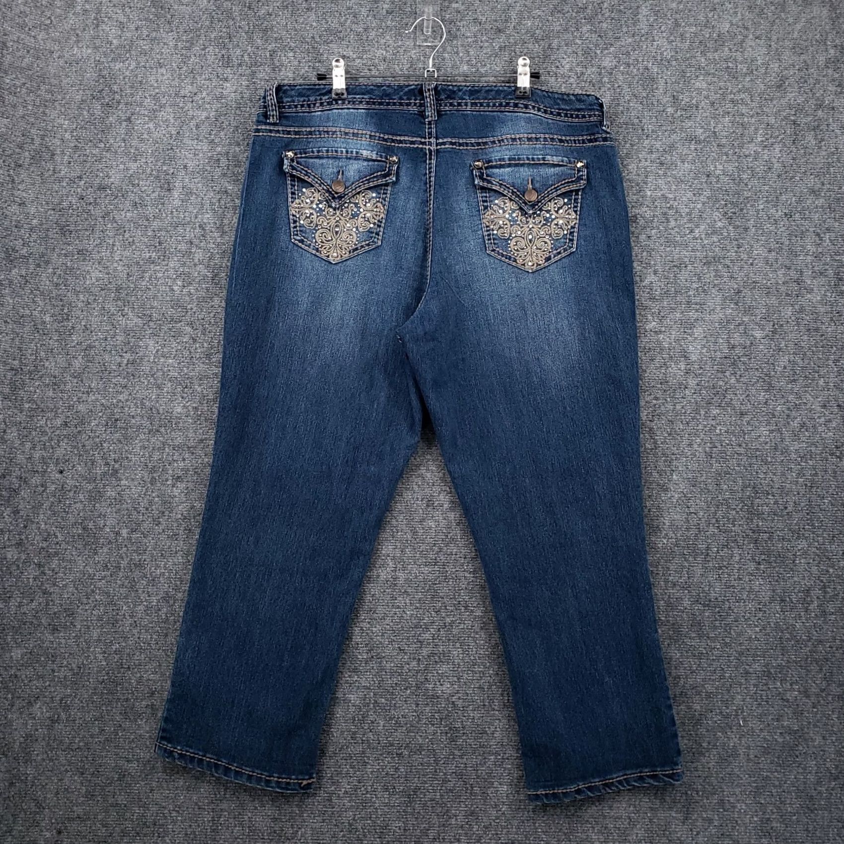 Nine West Nine West Womens Jeans 16/33 Mid-Rise Crop Rhinestone Pocket Medium Blue Denim Size 38" / US 16 / IT 52 - 2 Thumbnail