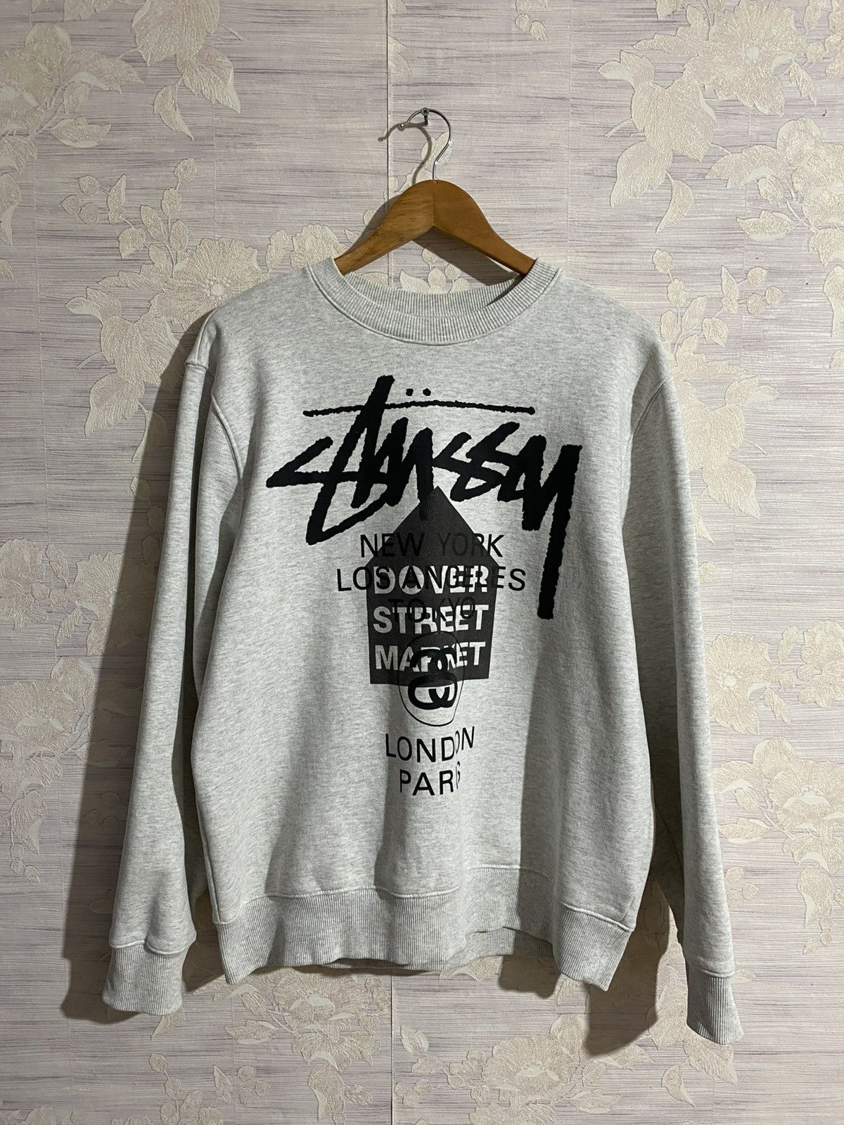 Stussy Stussy Dover Street Market Singapore Black Crewneck | Grailed