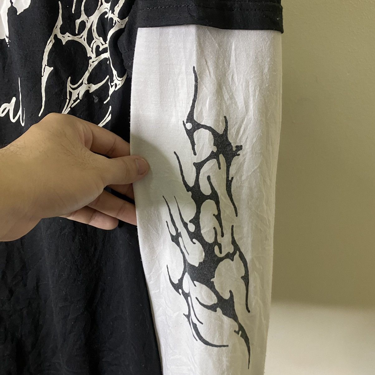 If Six Was Nine Romwe Eternal Skulls Long Sleeve Cyber Gothic Size US XL / EU 56 / 4 - 4 Thumbnail