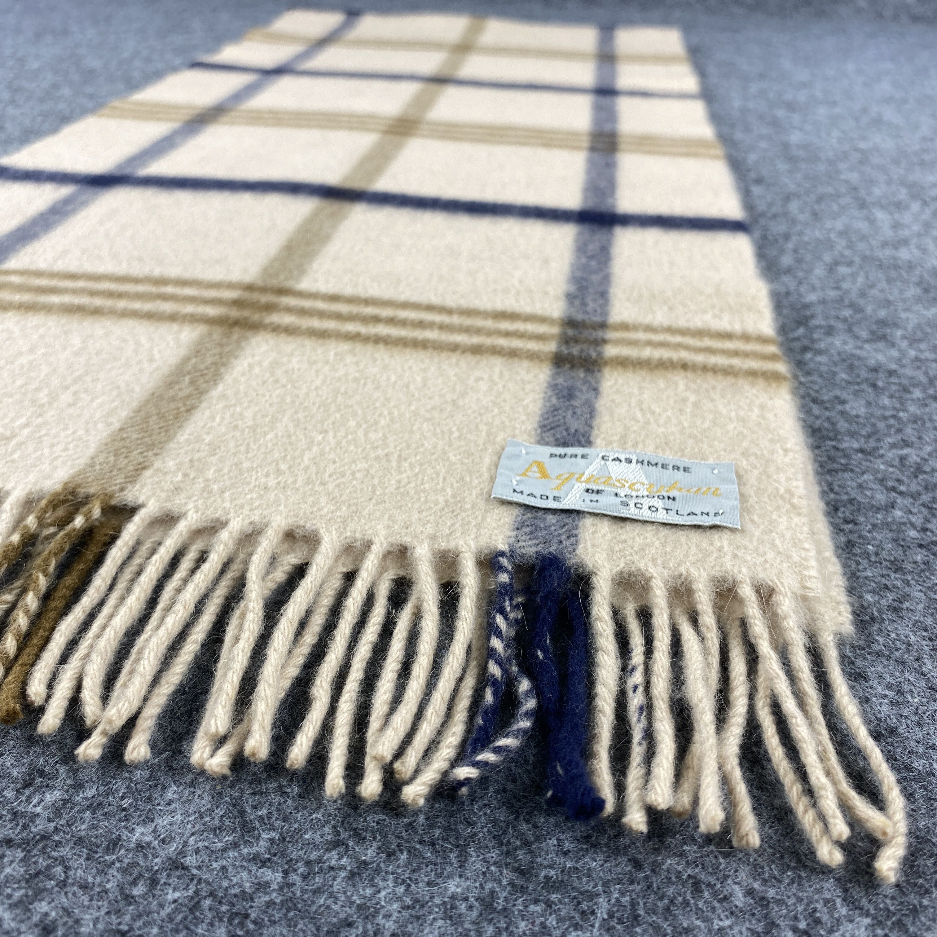 Aquascutum Aquascutum Scarf # Muffler # Neckwear # D394 Size ONE SIZE - 3 Thumbnail