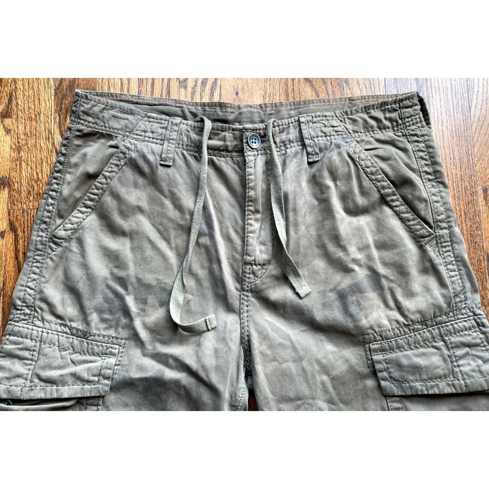 True Religion True Religion Cargo Shorts Mens 34 Camouflage Trooper Grunge Military Drawstring Size US 34 / EU 50 - 4 Thumbnail