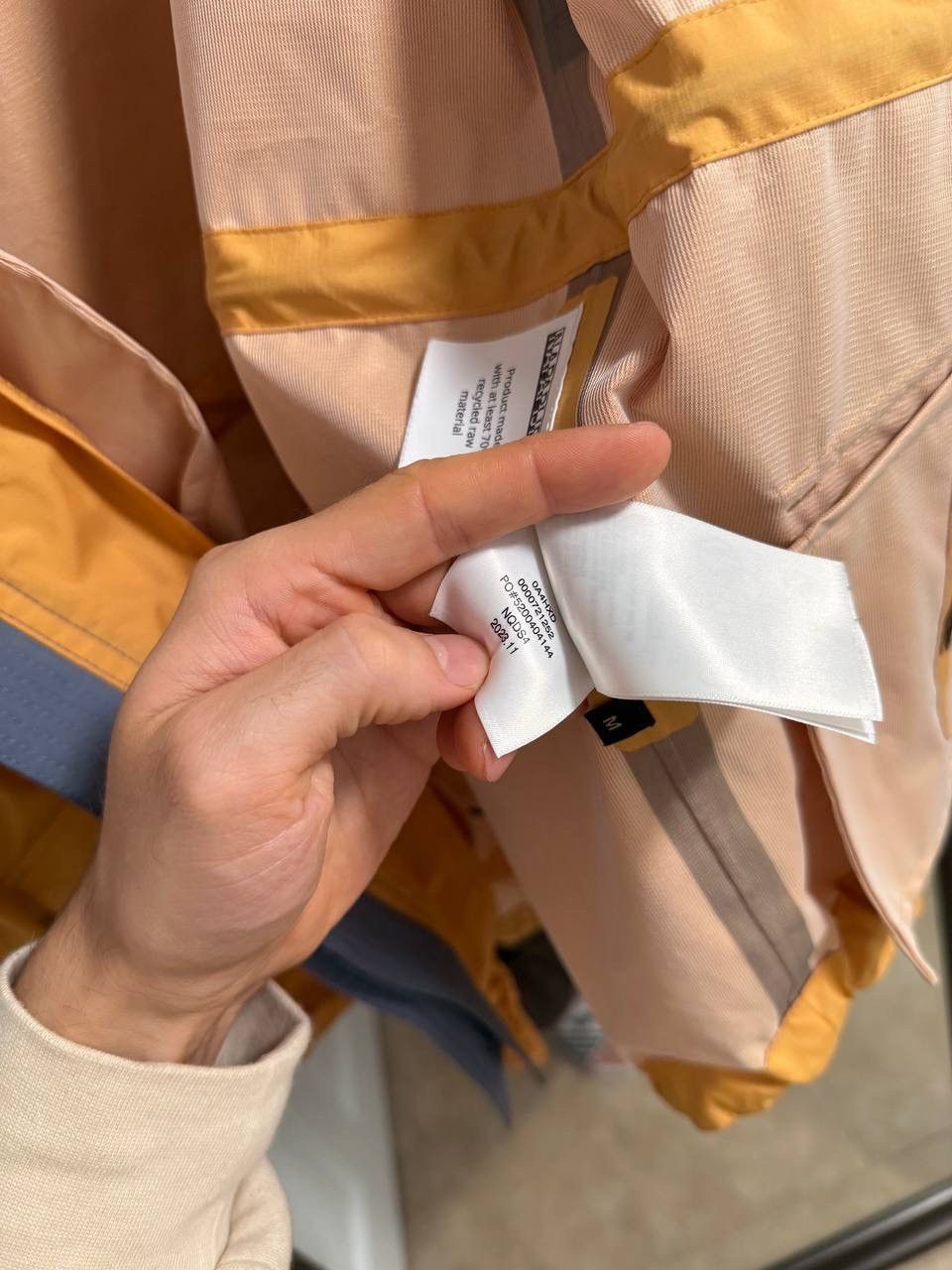 Napapijri Napapijri x Obey Epoch Shell Jacket Beige Oak waterproof Size US M / EU 48-50 / 2 - 9 Thumbnail
