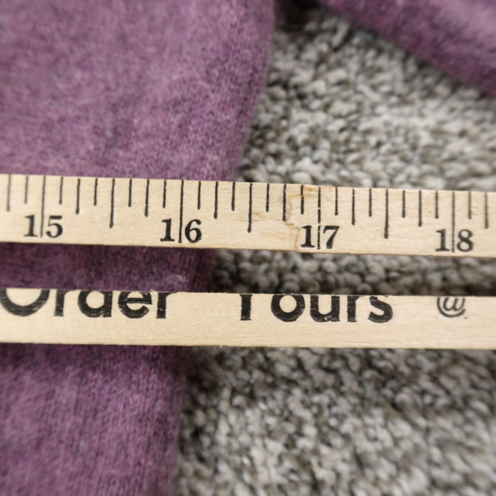 Vintage Tahari Sweater Womens S Purple 100% Cashmere Knit V-Neck Pullover Knit Solid Pullover Cozy Tailored for Women - Adult Size S / US 4 / IT 40 - 7 Thumbnail