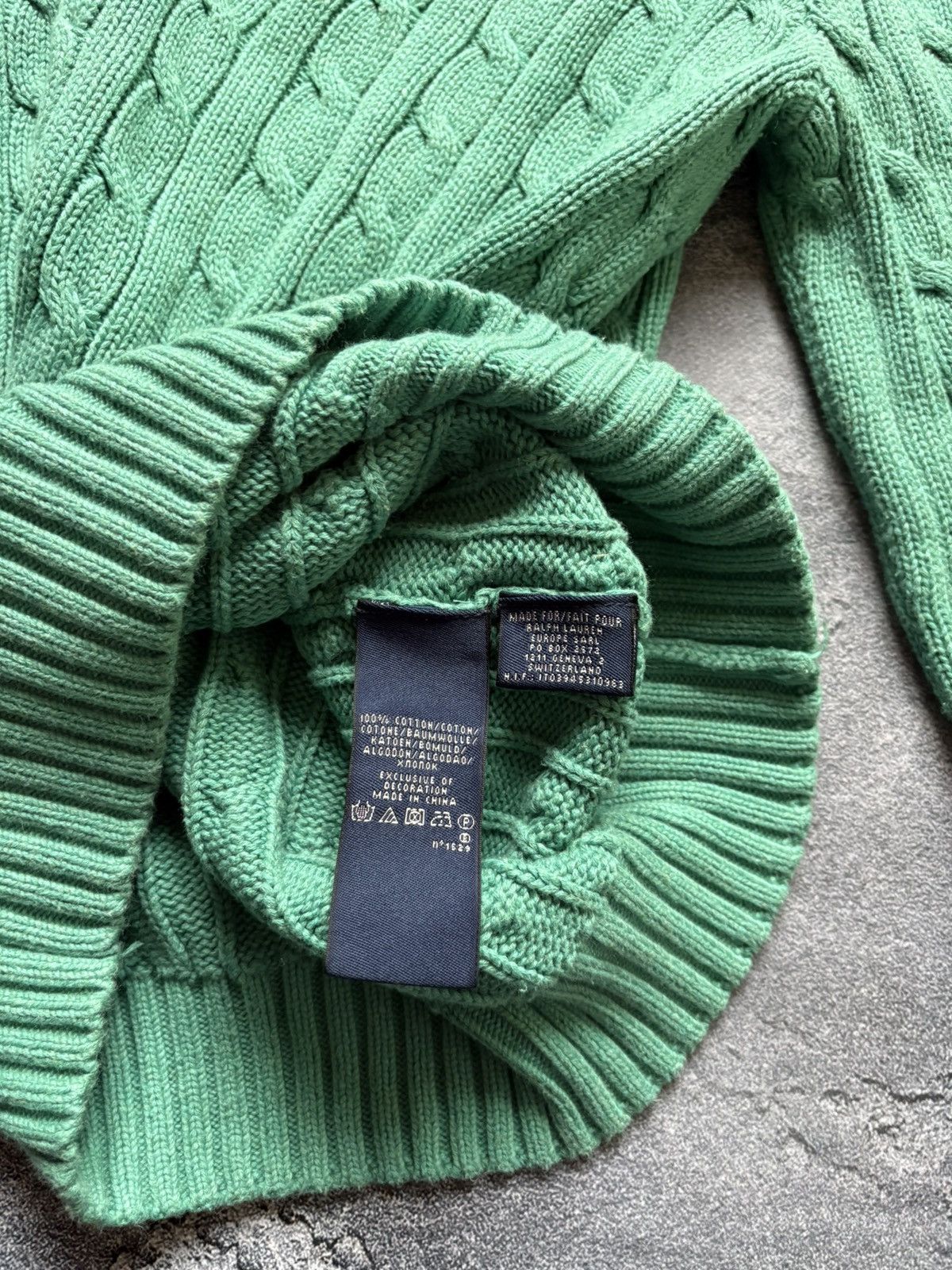 Polo Ralph Lauren Vintage Polo Ralph Lauren V-Neck Cable Knit Sweater Size M Size M / US 6-8 / IT 42-44 - 7 Thumbnail