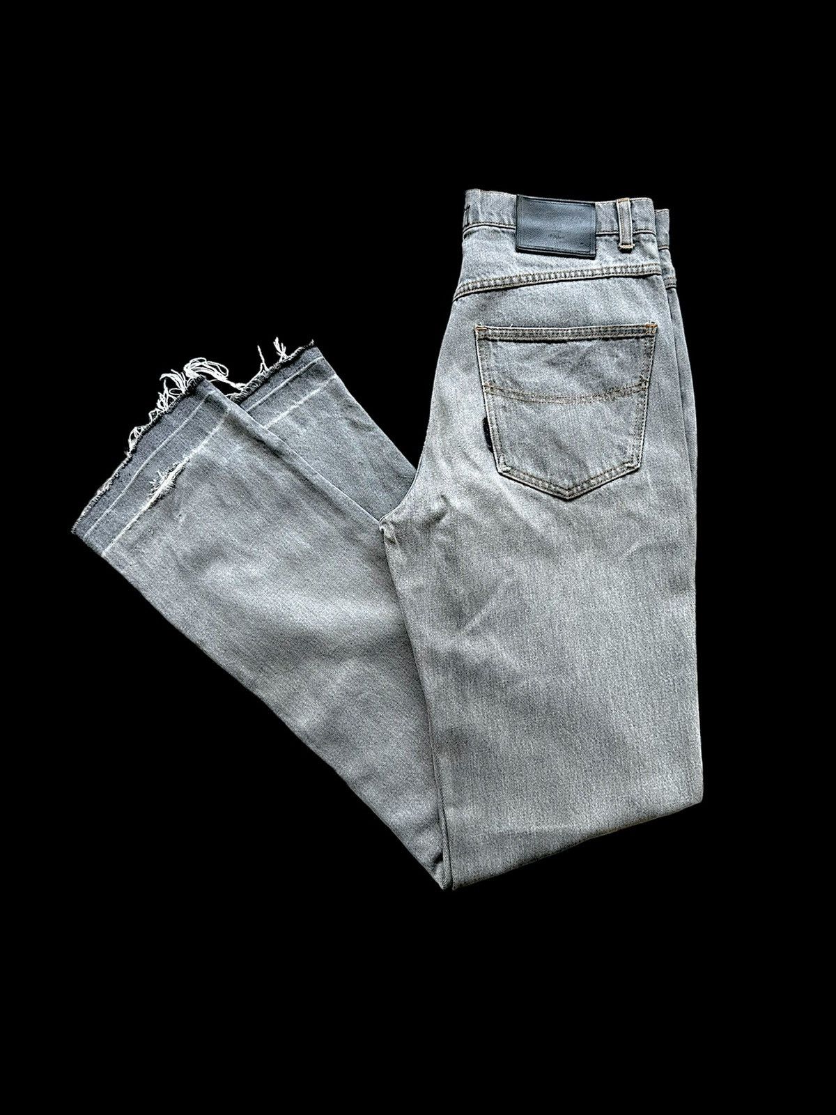 Valentino 90's Vintage Valentino Garavani faded black jeans Size US 31 - 3 Thumbnail