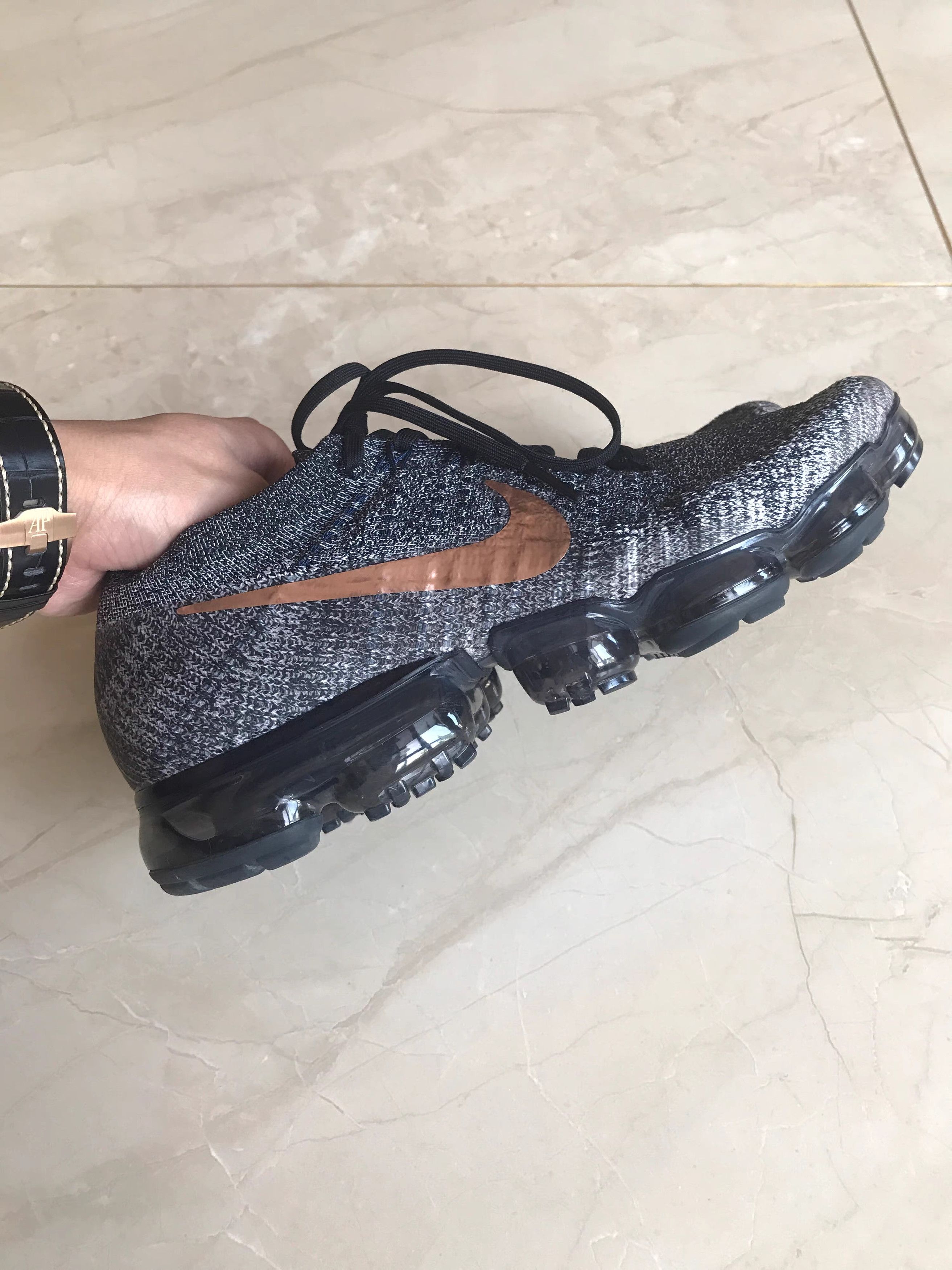 Nike Nike Air VaporMax Running Shoes K17 Size US 11 / EU 44 - 2 Thumbnail