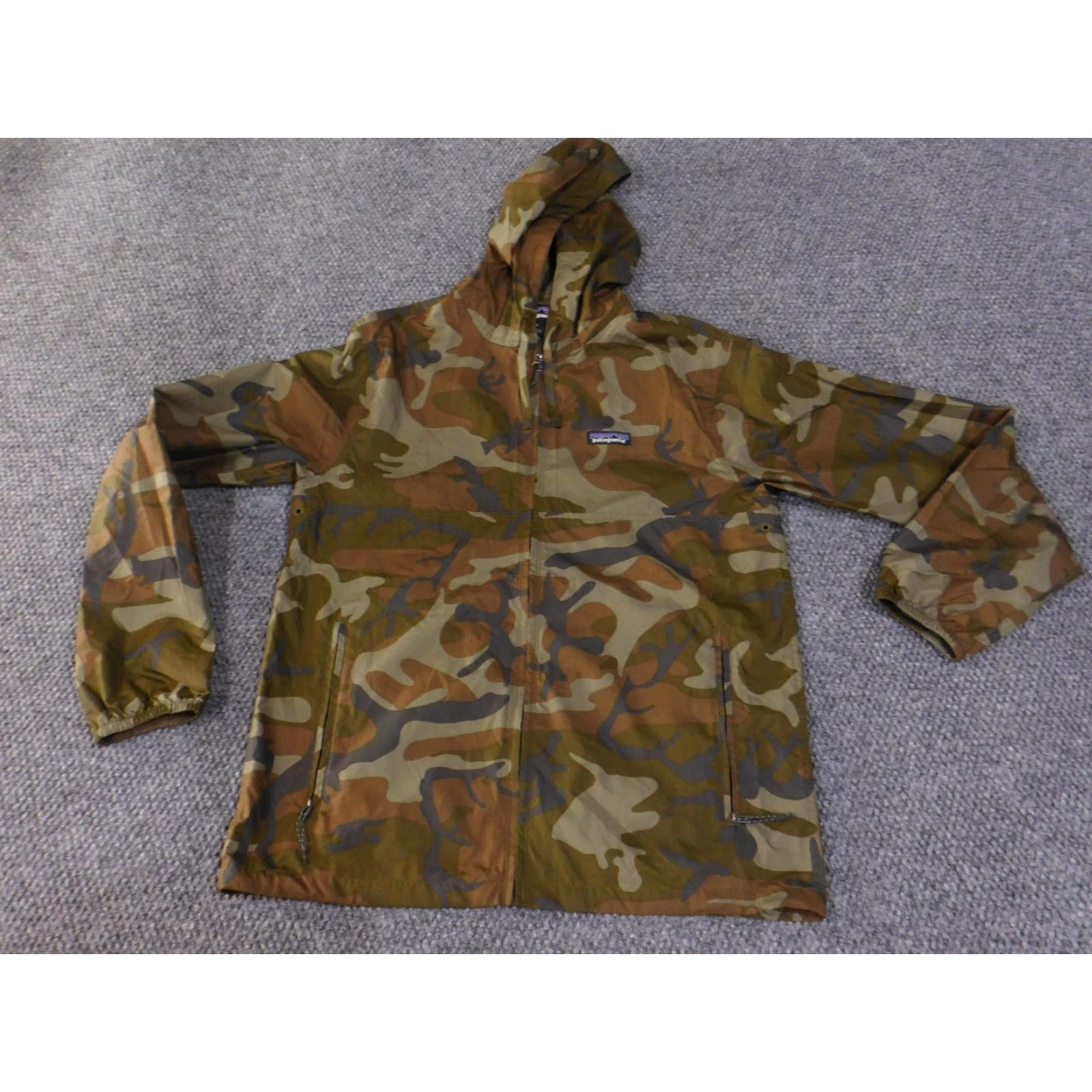Patagonia Patagonia Jacket Mens Small Camo Brown Hooded Full Zip Windbreaker Outdoors Coat Size US S / EU 44-46 / 1 - 3 Thumbnail