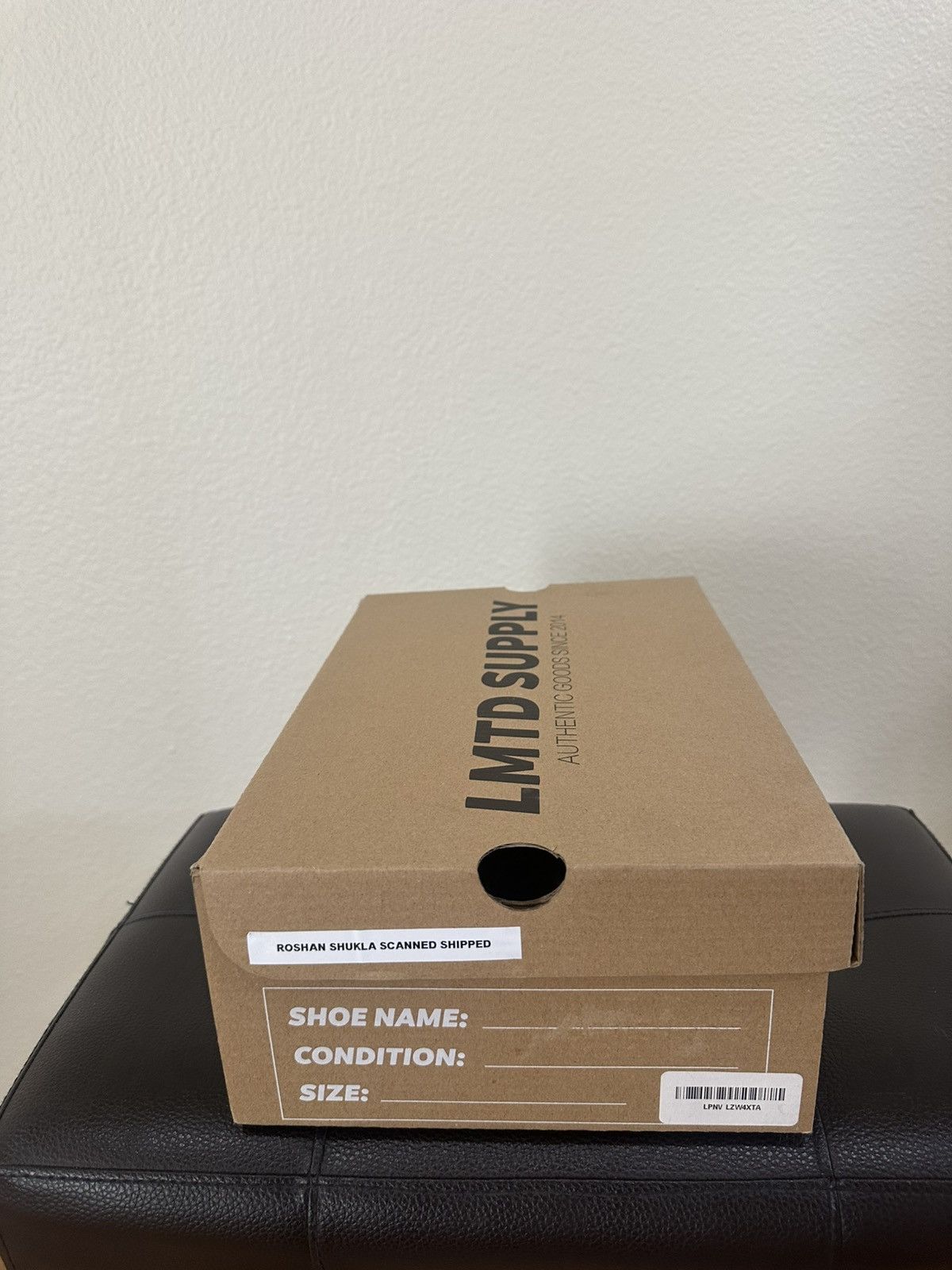 Adidas × Kanye West Adidas Yeezy Foam RNNR MXT Moon Gray Size US 9 / EU 42 - 6 Thumbnail