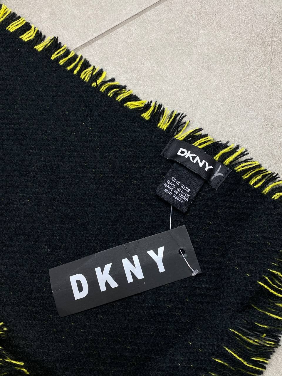 DKNY DKNY Y2K Check Acrylic Logo Scarf Size ONE SIZE - 6 Thumbnail