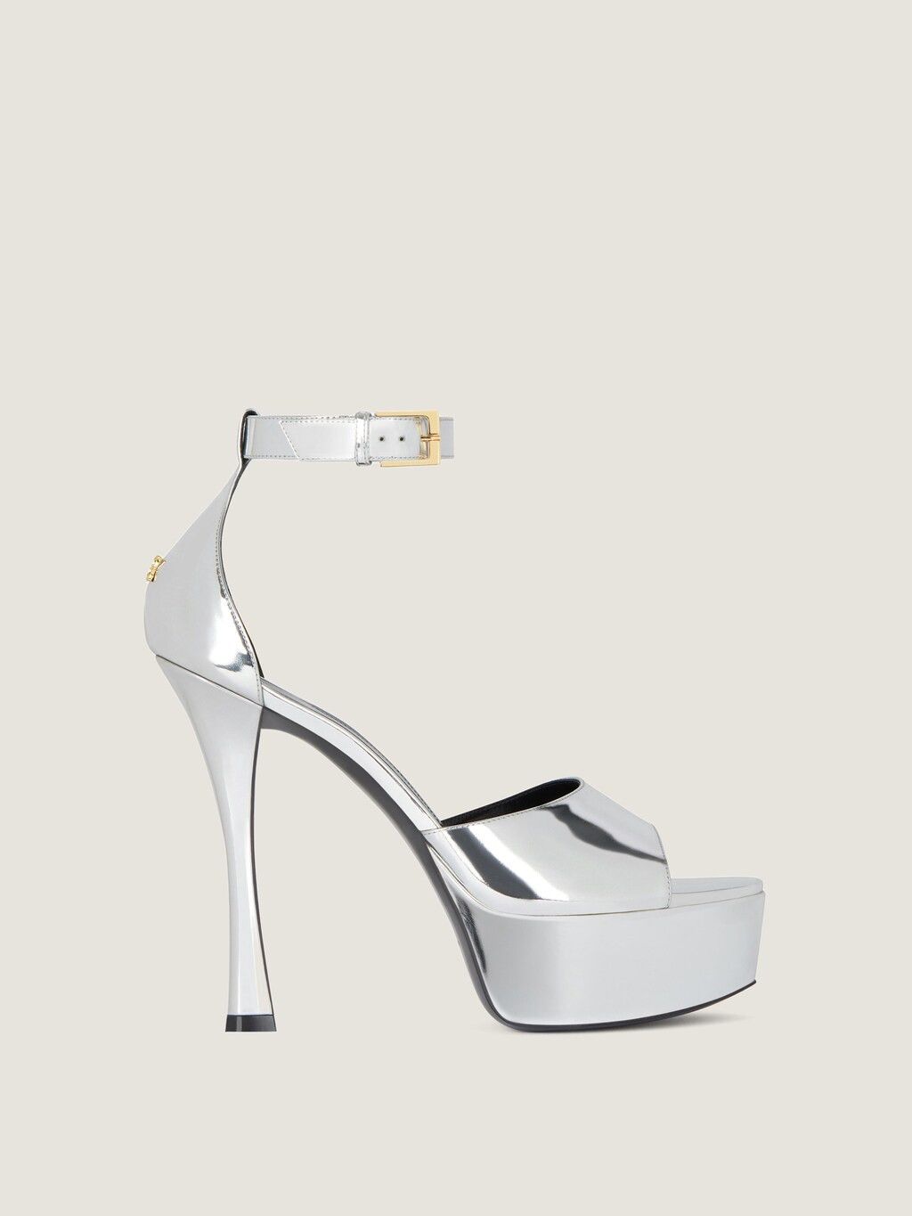 Givenchy o1w1db10126 Sandals in Silver Size US 11 / IT 41 - 2 Thumbnail