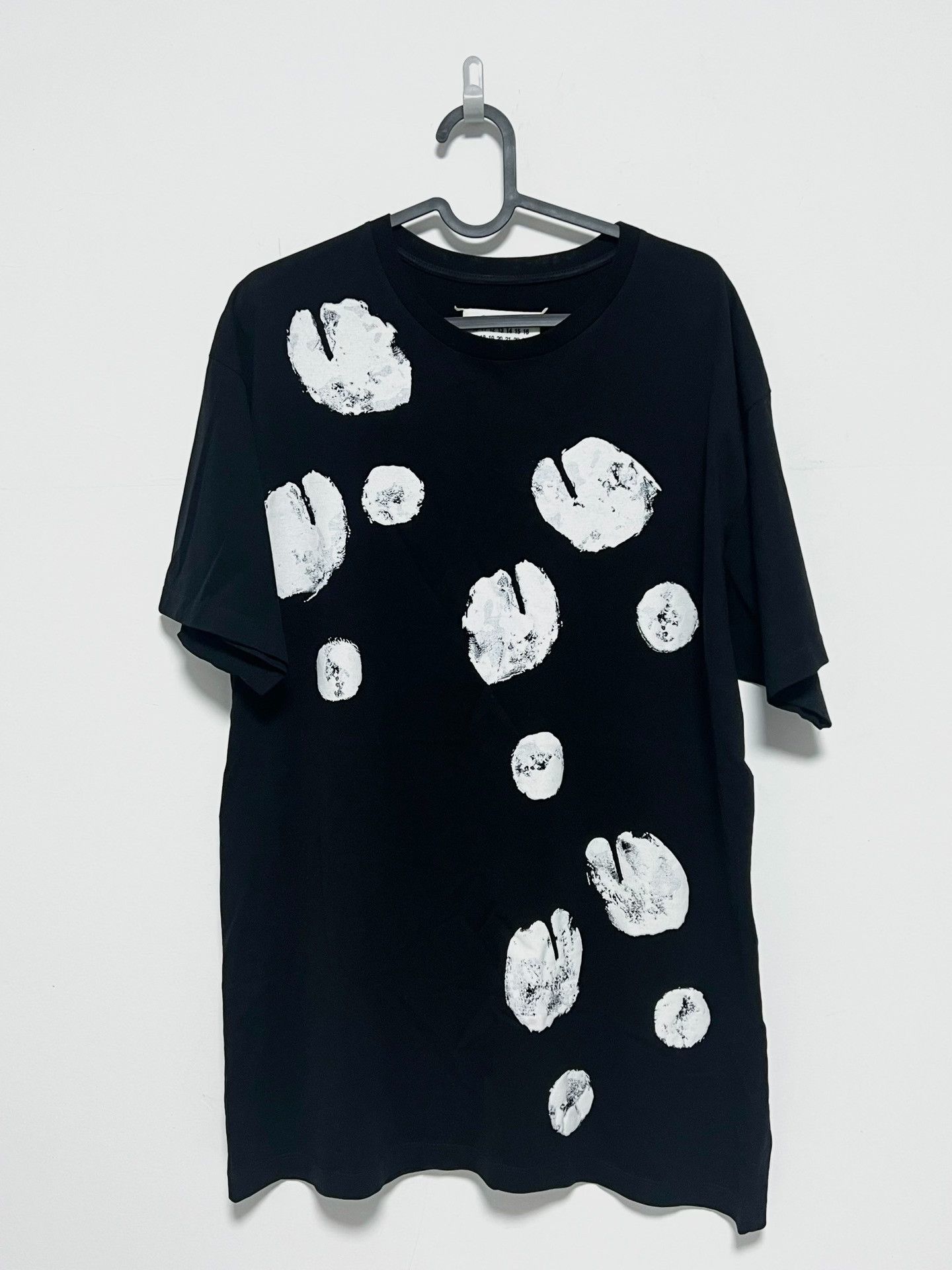 Maison Margiela Margiela Tabi Footprint Print Short Tee Size US M / EU 48-50 / 2 - 1 Thumbnail