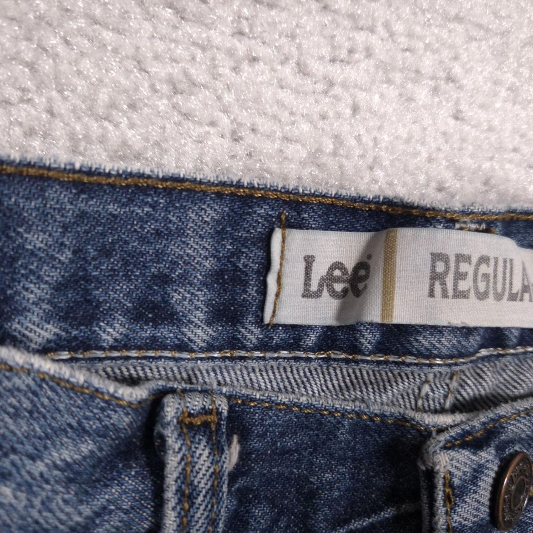 Lee VINTAGE? Lee Jeans Mens 34x32 Blue Denim Regular Fit Straight Leg Distressed Workwear Size US 34 / EU 50 - 5 Thumbnail