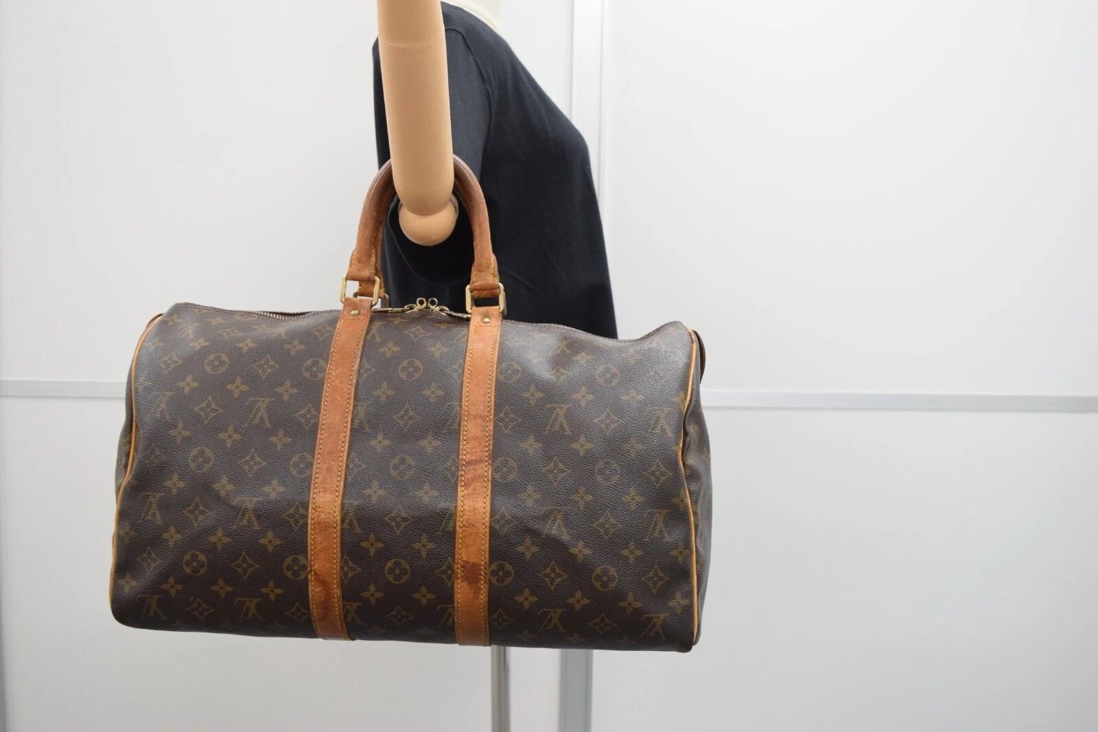 Louis Vuitton Louis Vuitton Keepall 45 Boston Bag Moogram Canvas M41428 Size ONE SIZE - 3 Thumbnail