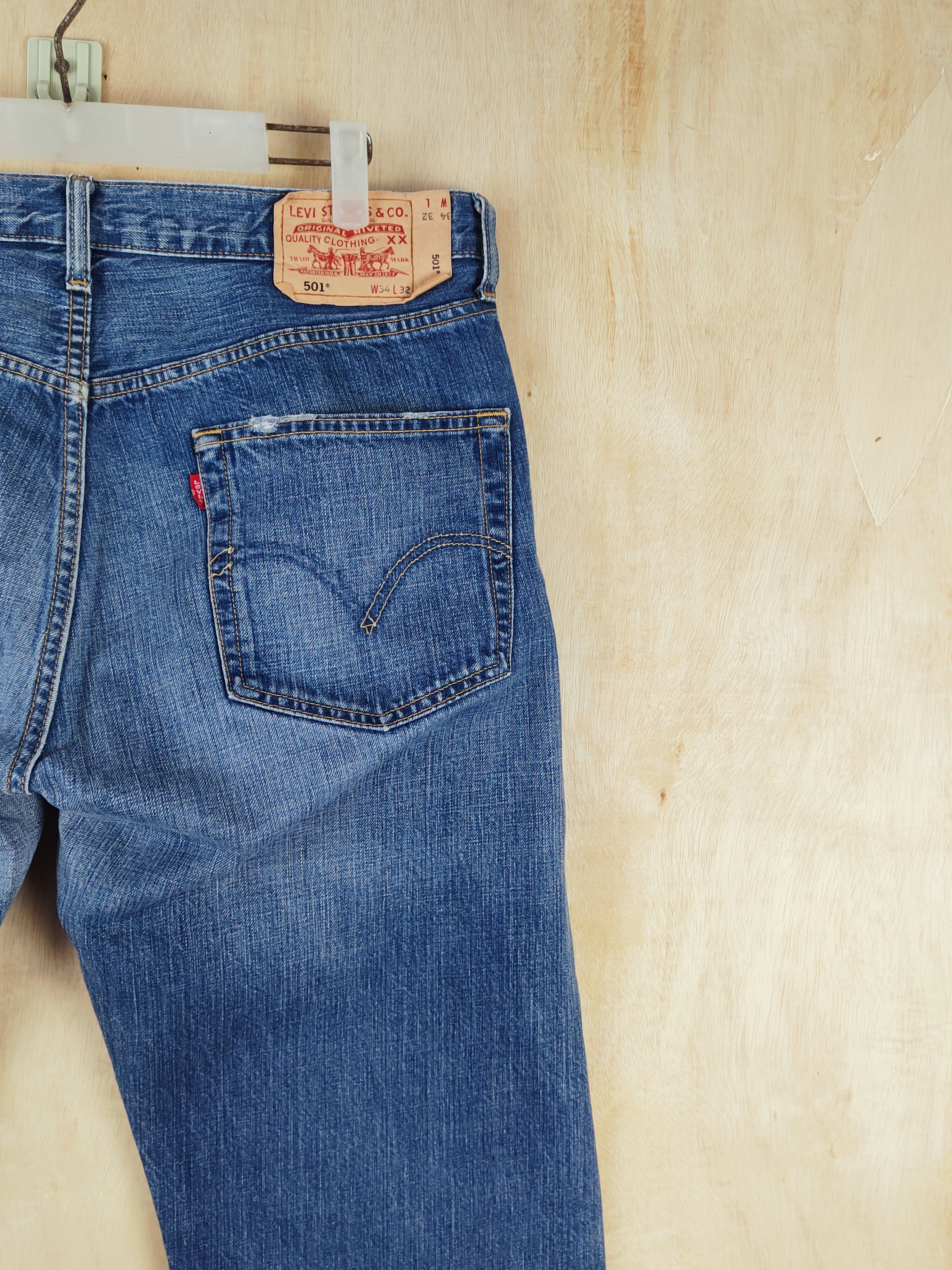 Levi's Levi's Blue Distressed Ripped Jeans #S2664 Size US 35 - 12 Thumbnail