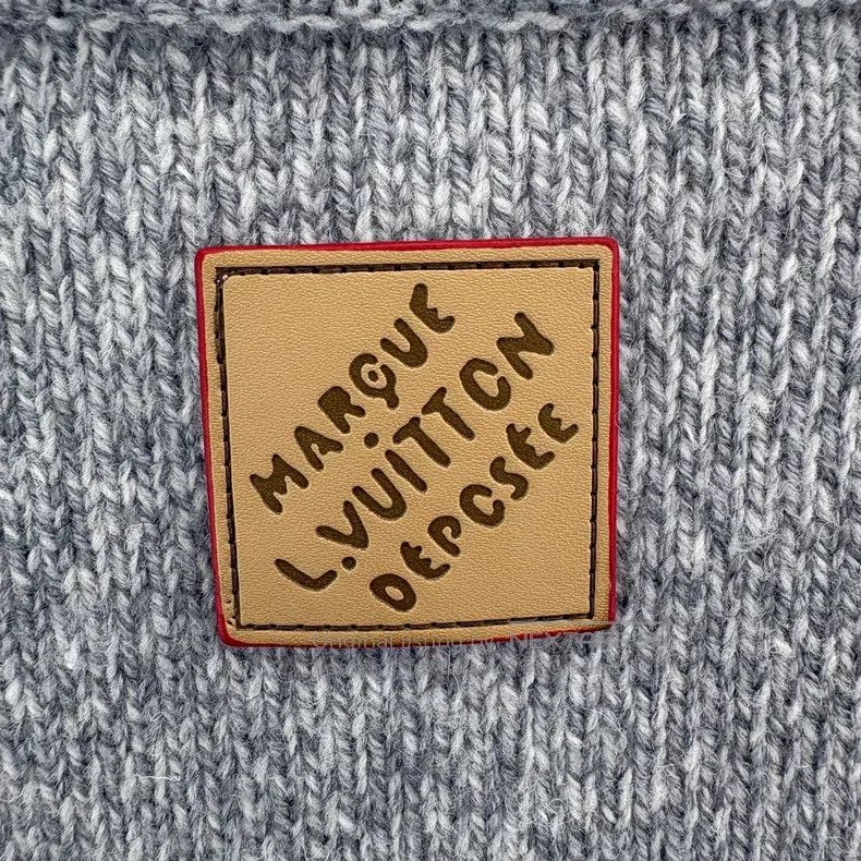 Louis Vuitton Louis Vuitton Grey Fox Embroidered Sweater Size US L / EU 52-54 / 3 - 5 Thumbnail
