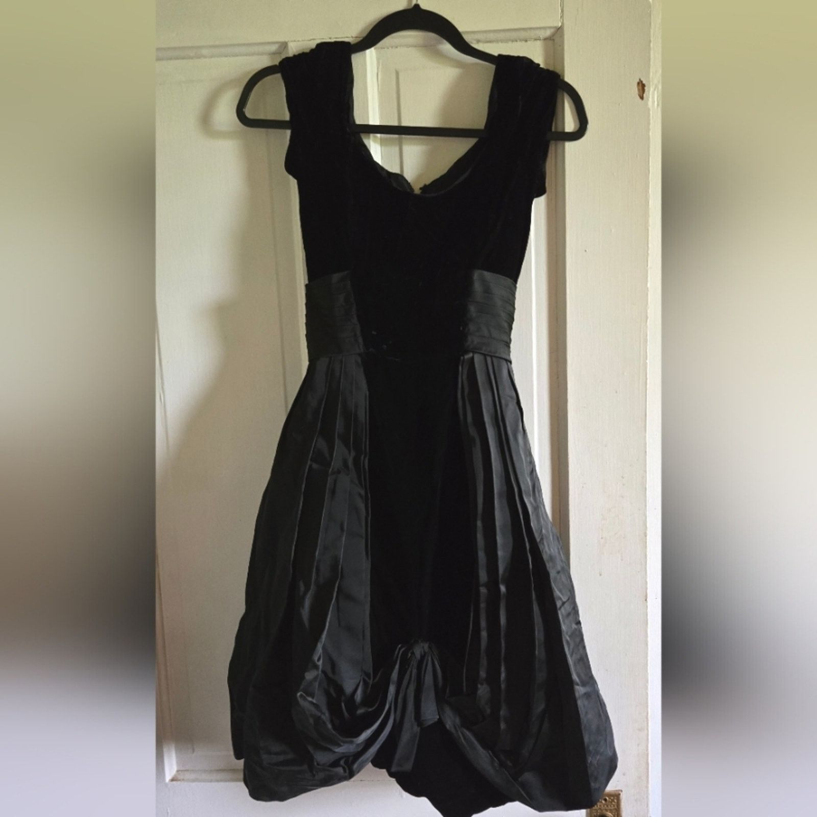 Other 50s 60s Roban by Dorothy Litzan black velvet cocktail dress Size S / US 4 / IT 40 - 1 Thumbnail
