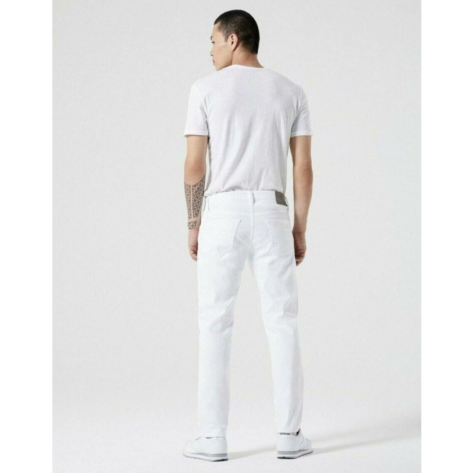AG Adriano Goldschmied AG Adriano Goldschmied The Everett Slim 5 Pocket Pants White Size US 30 / EU 46 - 3 Thumbnail