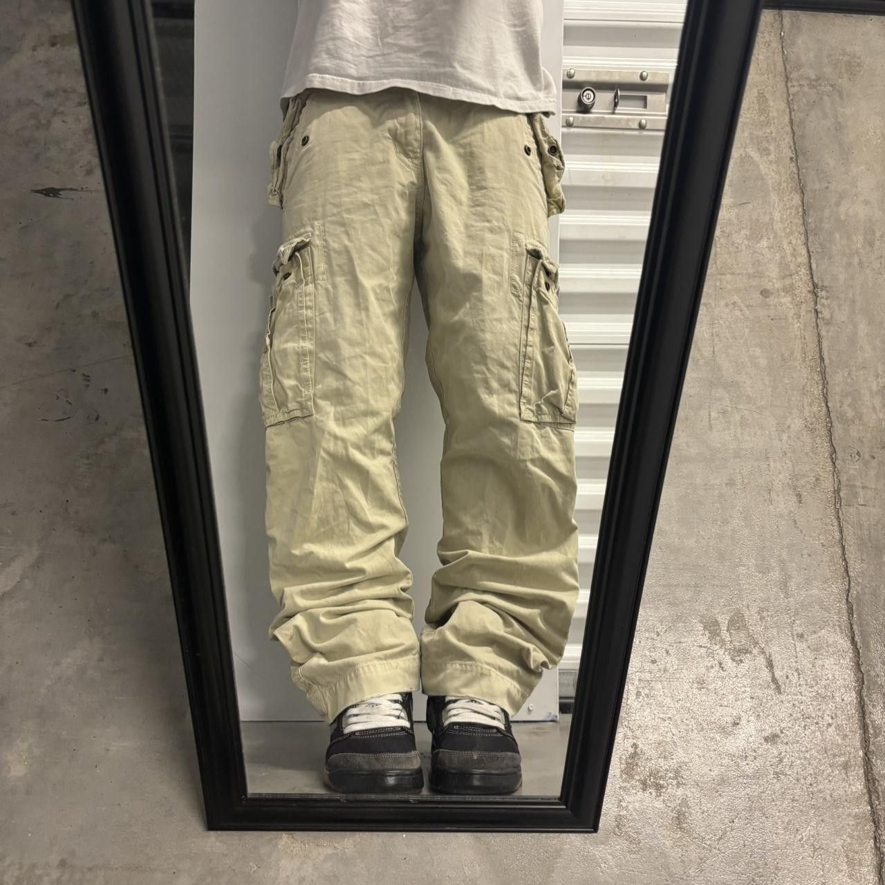Vintage Crazy Vintage Y2K/2000s Light Cream Streetwear Skater Cargo Pants! 32x30 Size US 32 / EU 48 - 1 Thumbnail