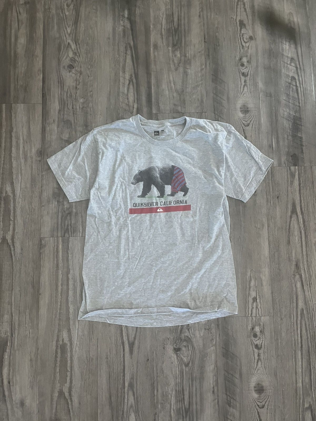 Quiksilver Vintage Quiksilver California Tee Size US L / EU 52-54 / 3 - 1 Thumbnail