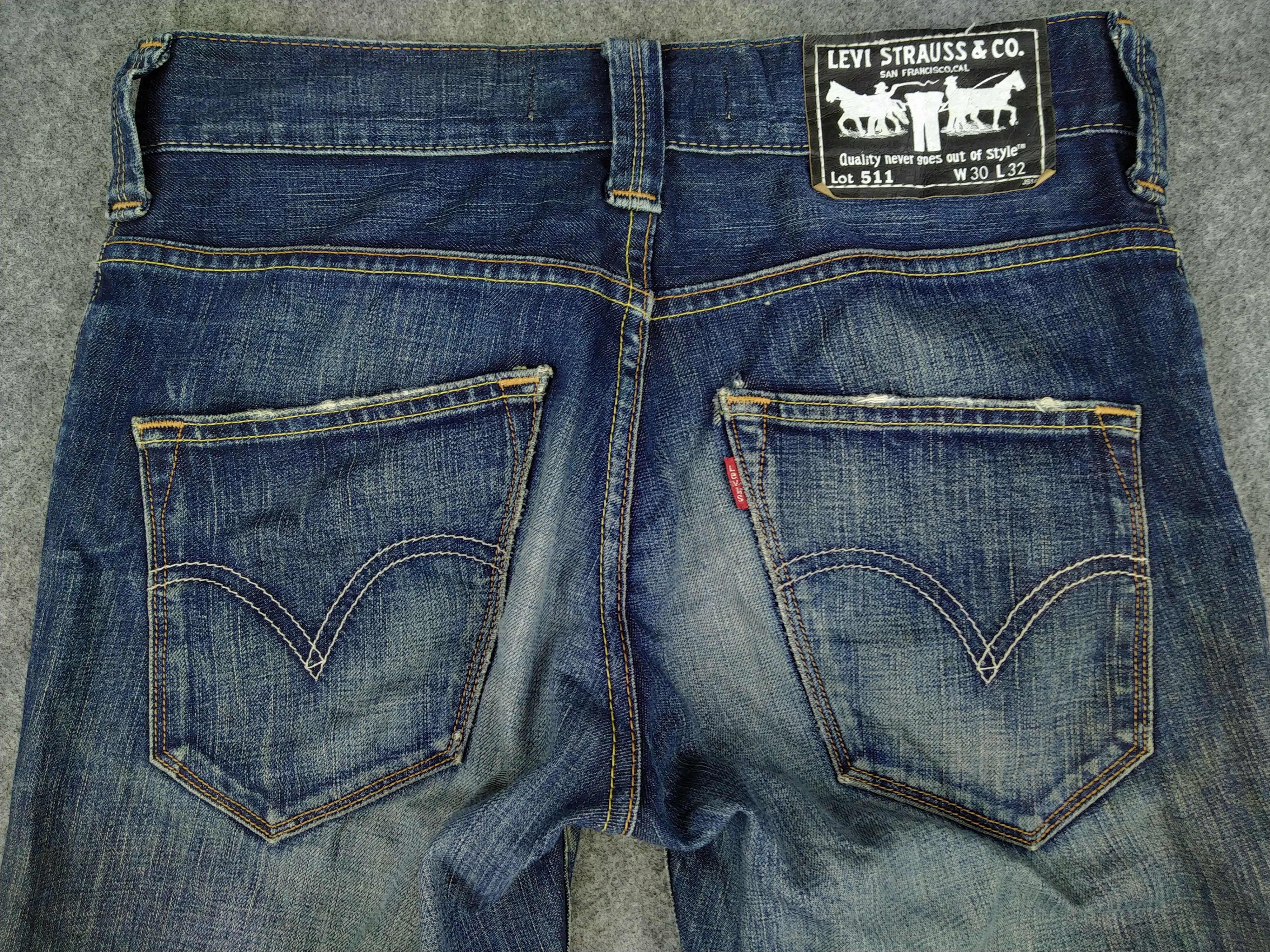 Japanese Brand Dirty Blue Vintage Levi's 511 Slim Jeans 31x32 Denim JN952 Size US 31 - 4 Thumbnail