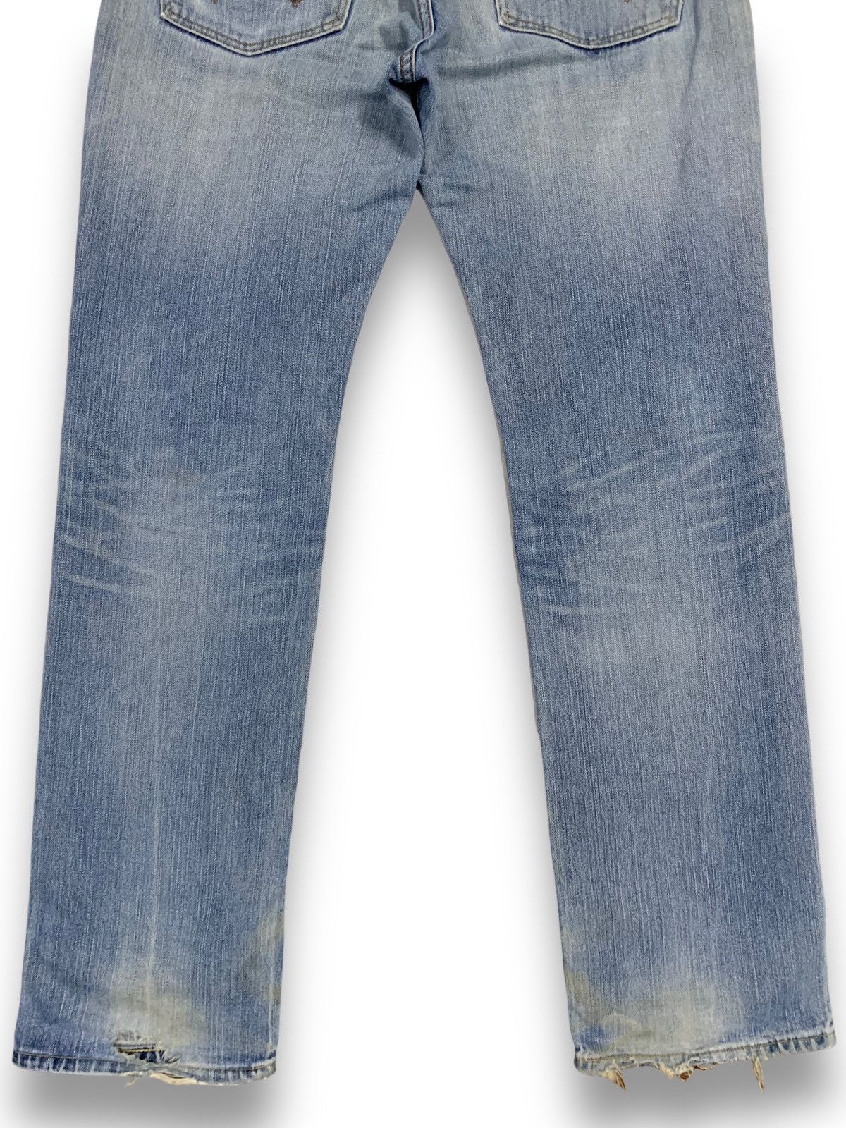 Wrangler Vintage Wrangler Blue Washed Straight Leg Distressed Jeans Size US 33 - 14 Thumbnail
