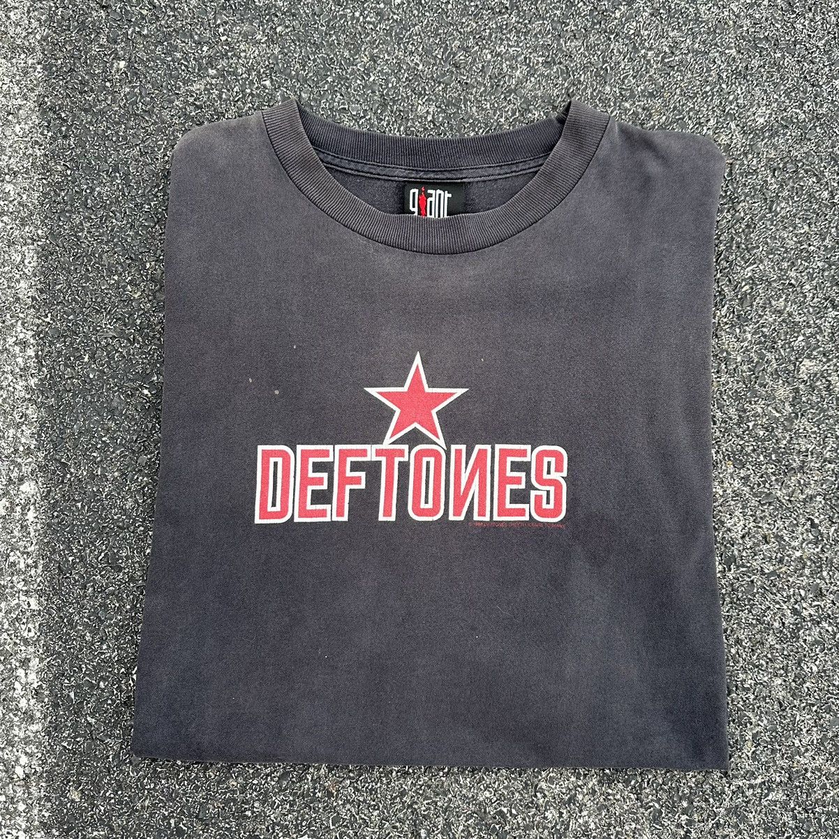 image of Archival Clothing x Avant Garde Vintage 90's Deftones “Soviet Star” Banned Logo Band Tee in Black (