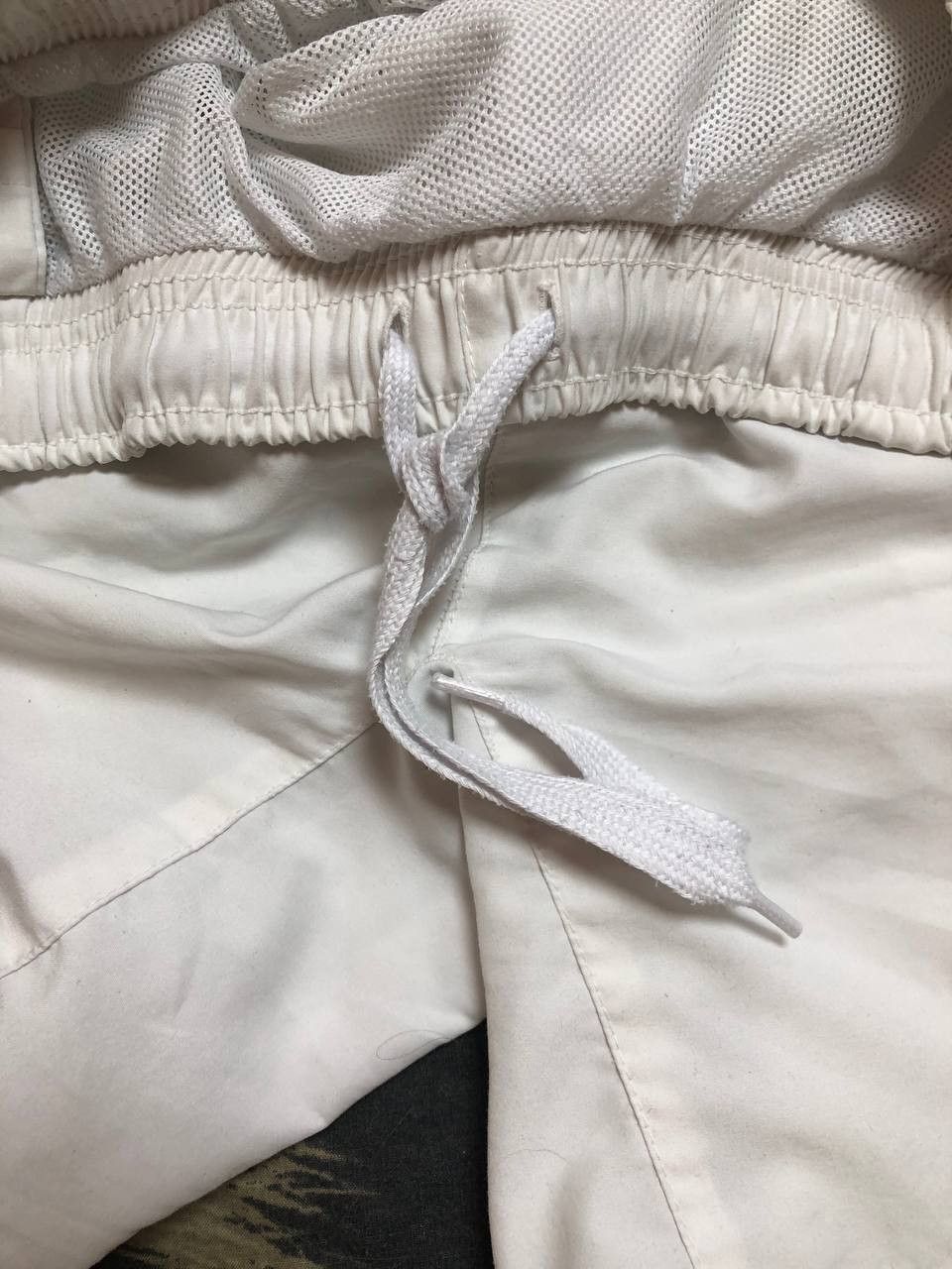 Nike Vintage white Shorts NIKE logo Y2K streetwear sportwear Size US 32 / EU 48 - 9 Thumbnail