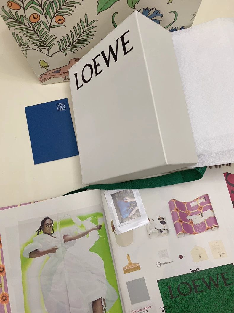 Loewe LOEWE Chessboard logo printed Kashmir cashmere scarf Size ONE SIZE - 5 Thumbnail