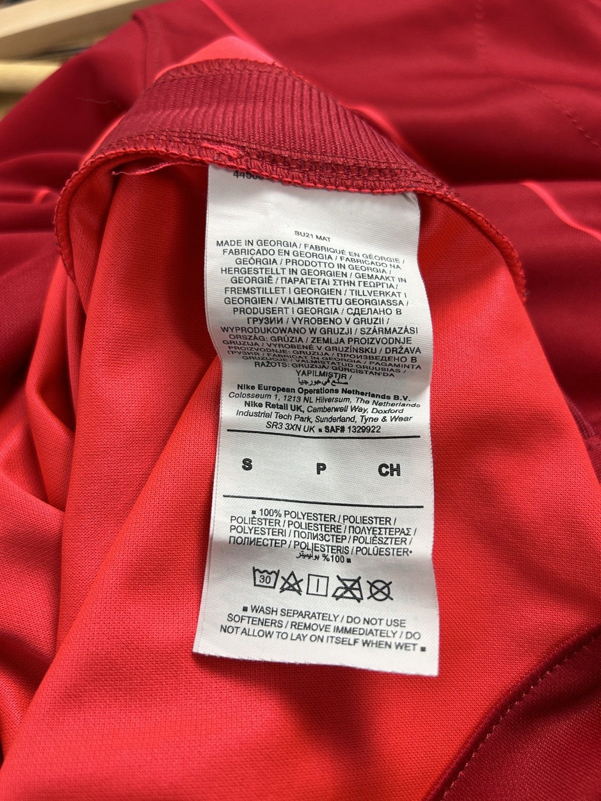 Nike Nike x Liverpool FC 2021/22 Home Kit Soccer Jersey Size US S / EU 44-46 / 1 - 9 Thumbnail