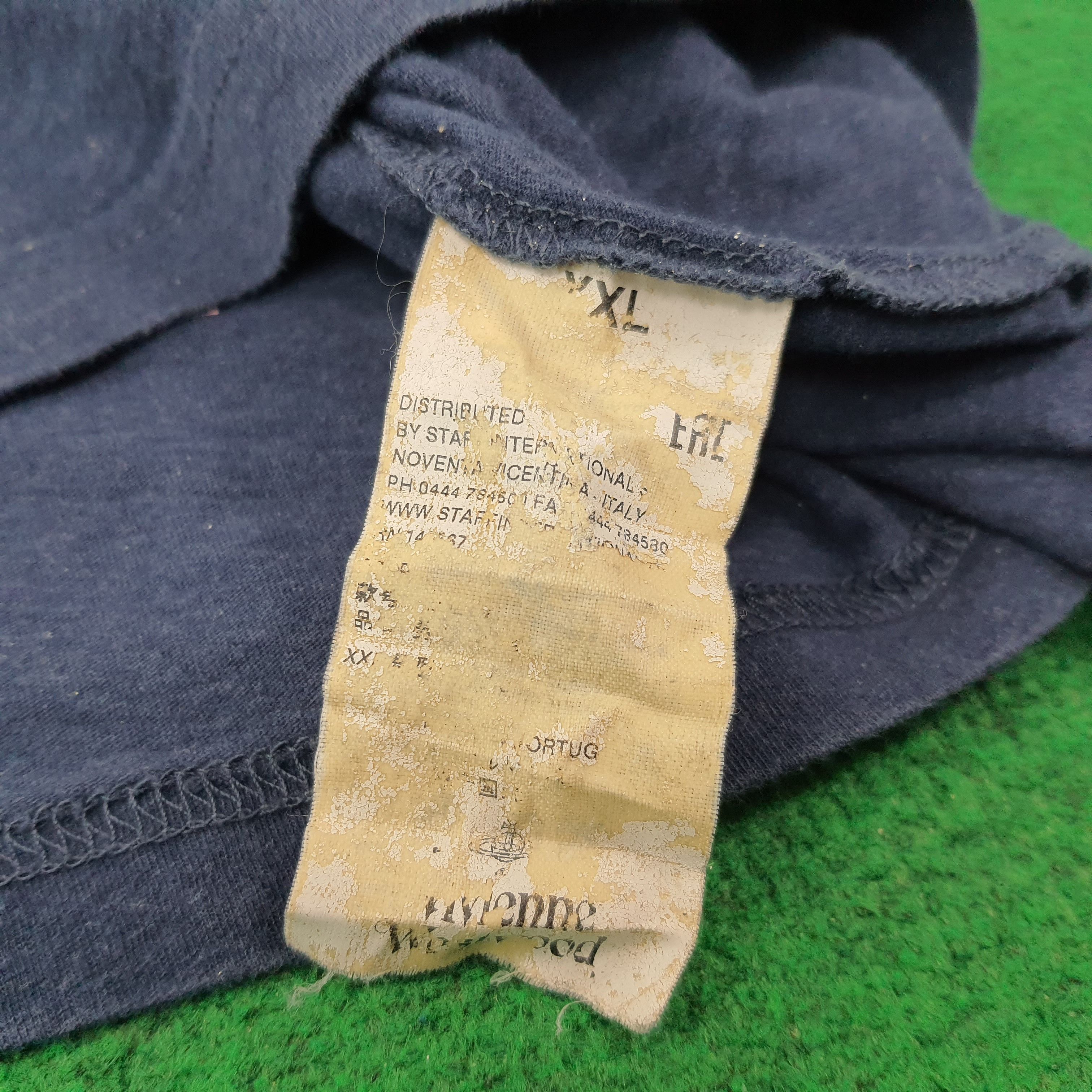 Vivienne Westwood Vintage Vivienne Westwood Designer Tshirt C259N17 Size US L / EU 52-54 / 3 - 5 Thumbnail